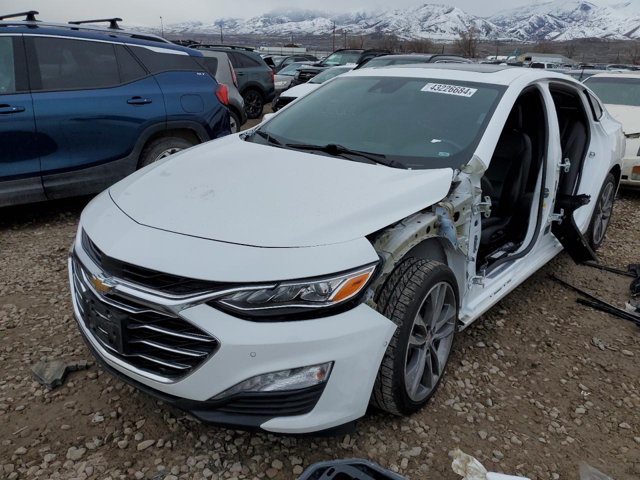 CHEVROLET MALIBU 2019 1g1ze5sx9kf146812