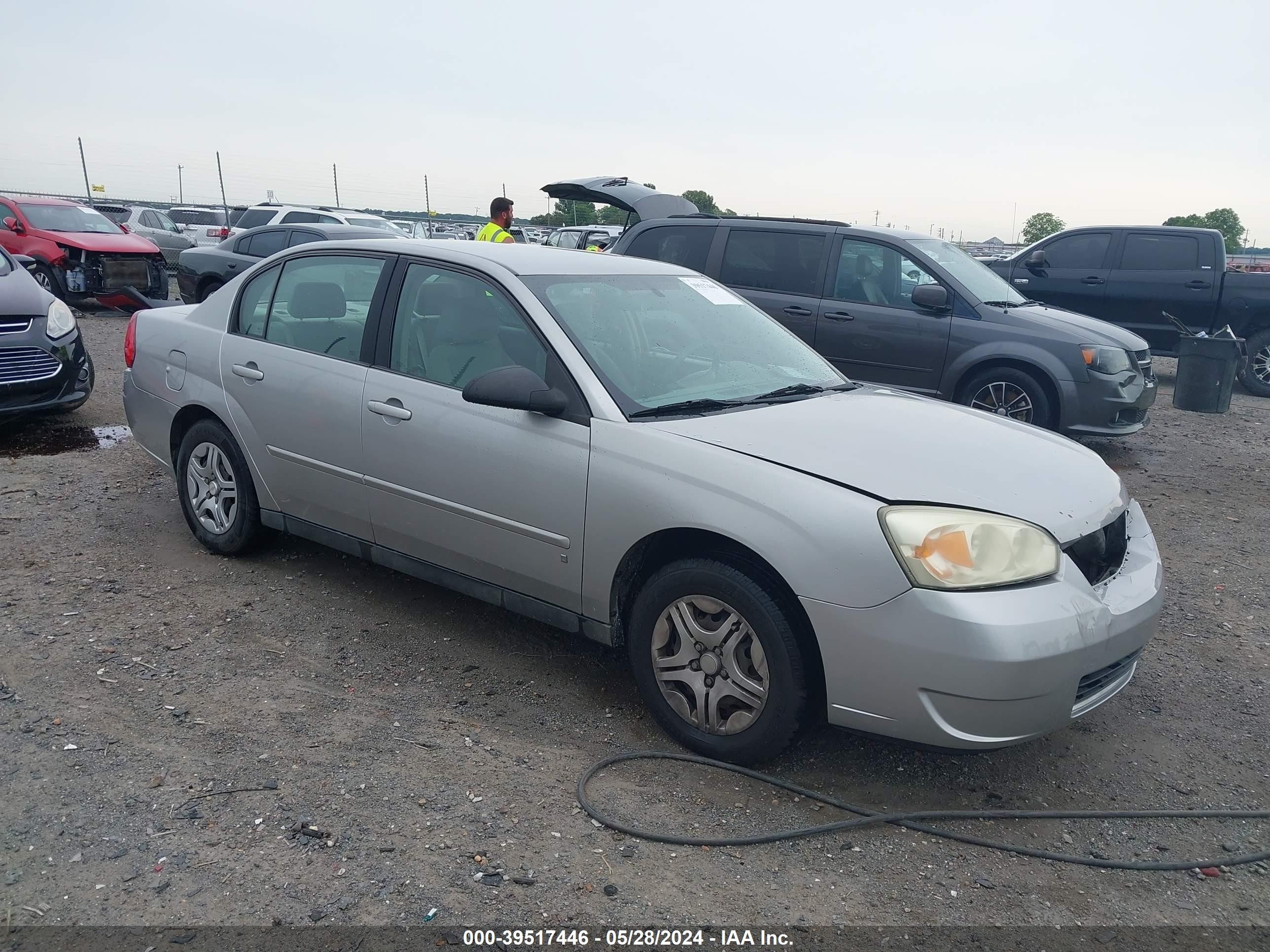 CHEVROLET MALIBU 2007 1g1zs58f97f289323