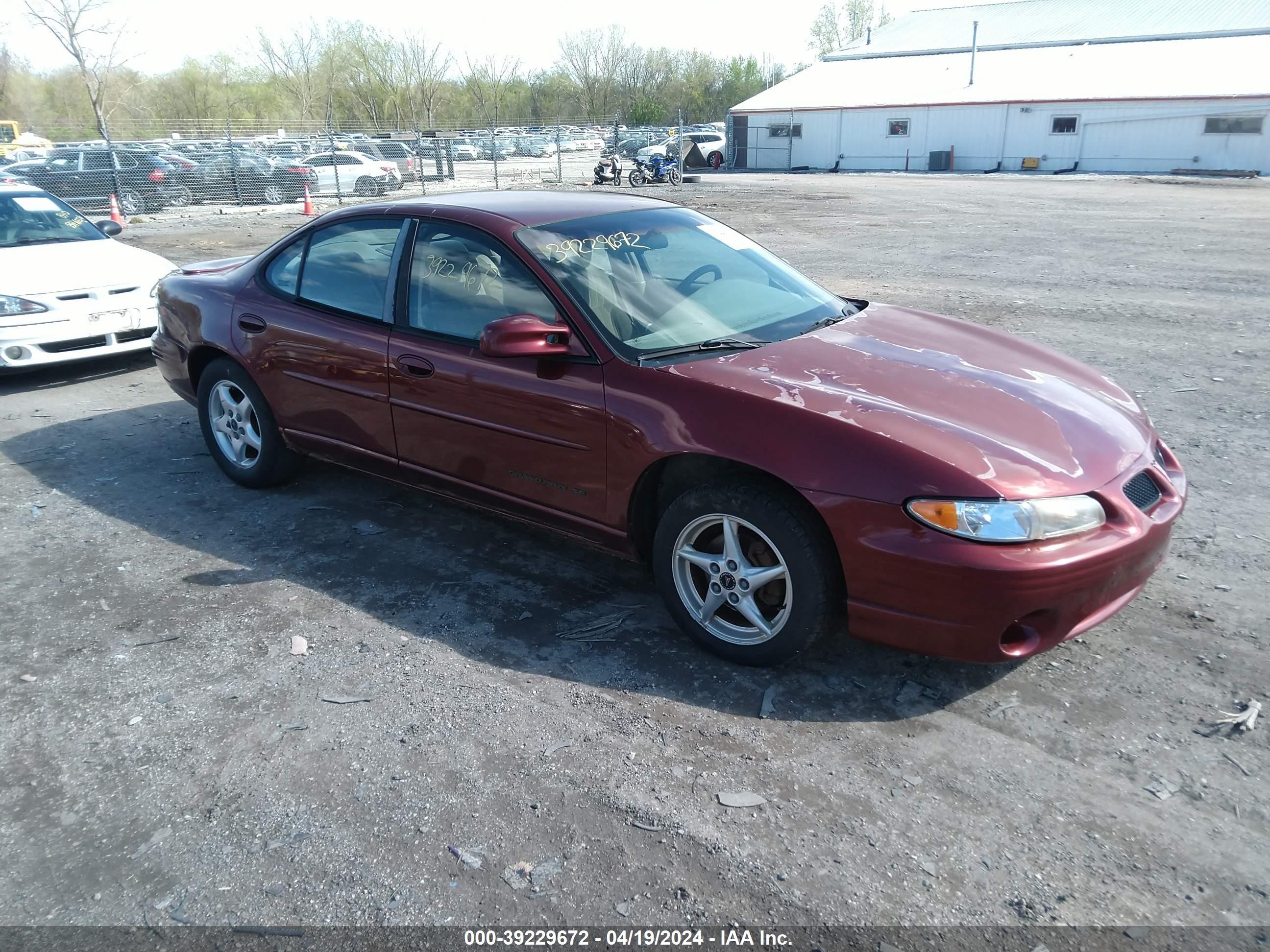 PONTIAC GRAND PRIX 2002 1g2wk52j32f193515