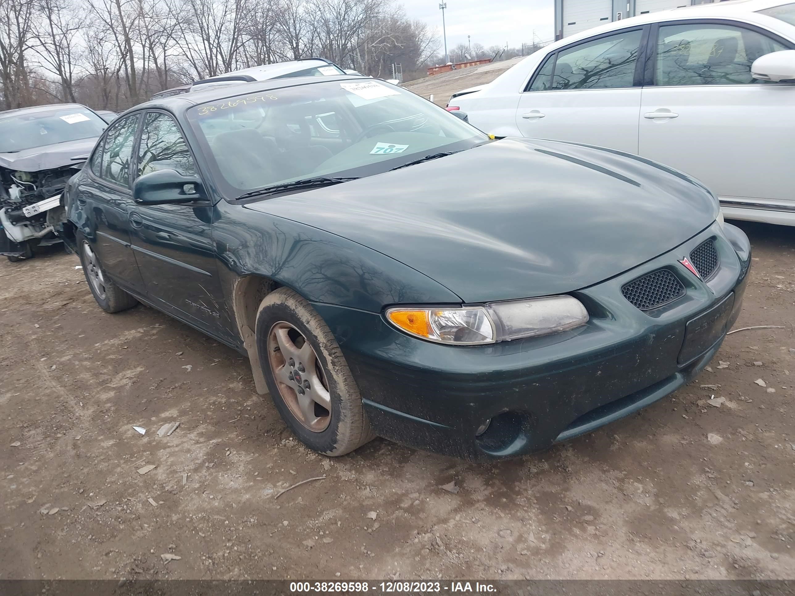 PONTIAC GRAND PRIX 2000 1g2wk52j4yf307689