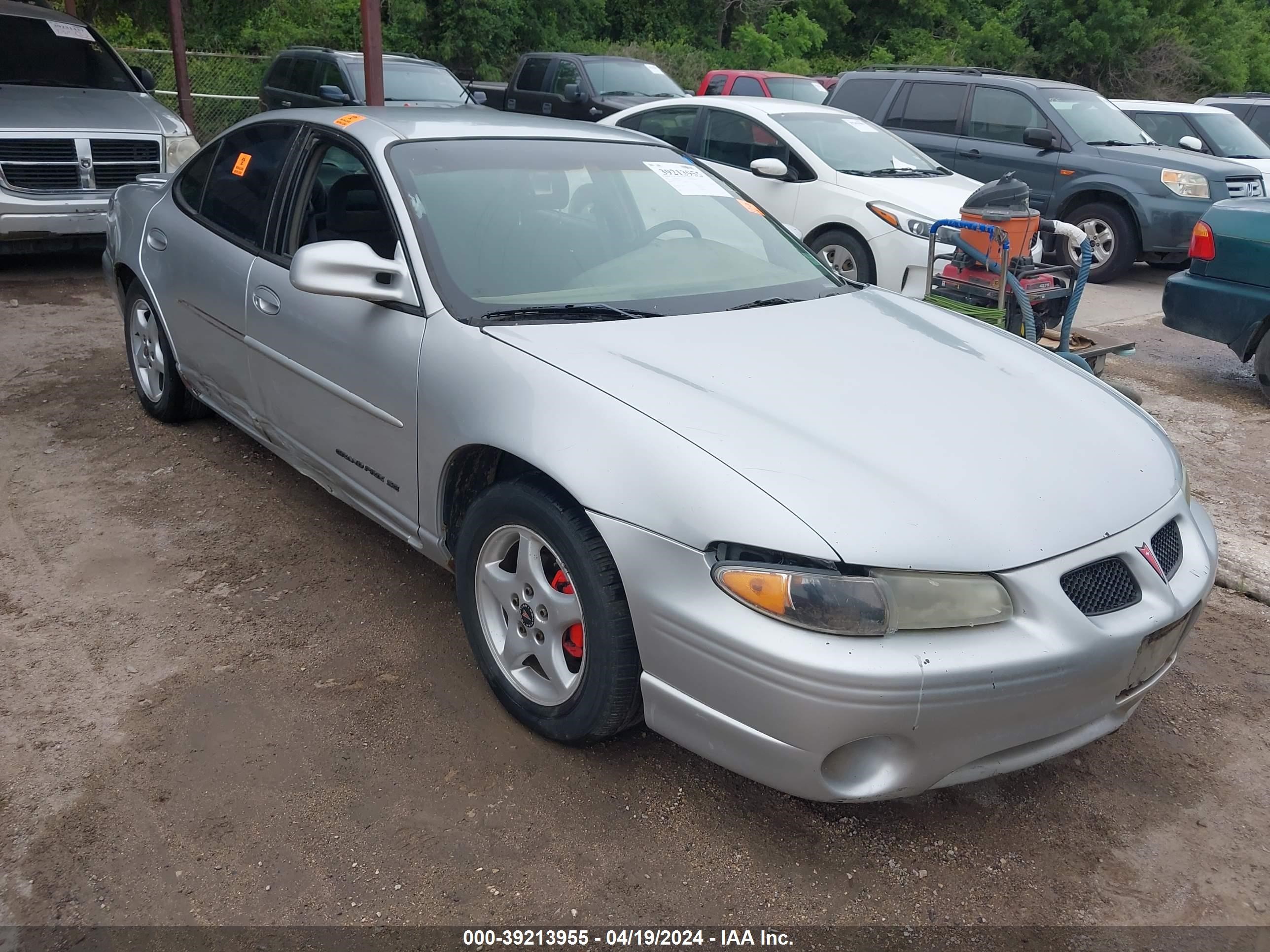 PONTIAC GRAND PRIX 2002 1g2wk52j72f281872