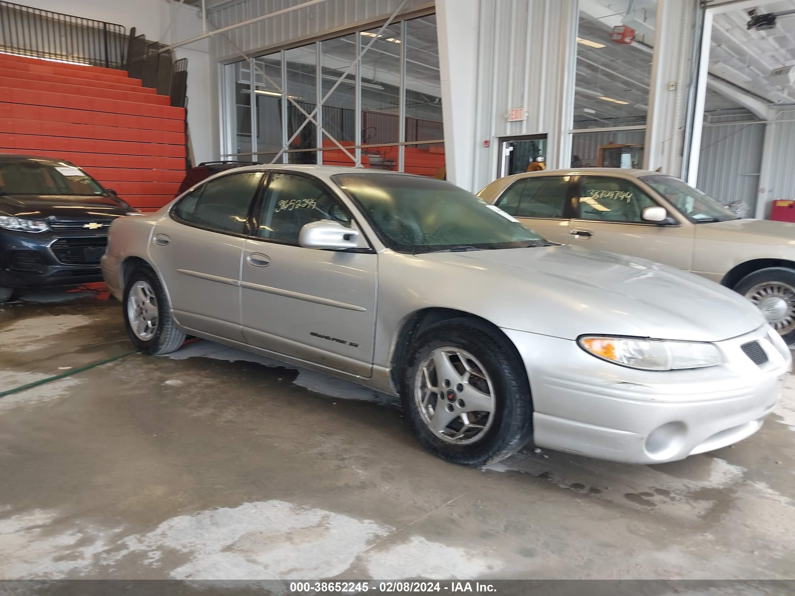 PONTIAC GRAND PRIX 2003 1g2wk52j83f148152