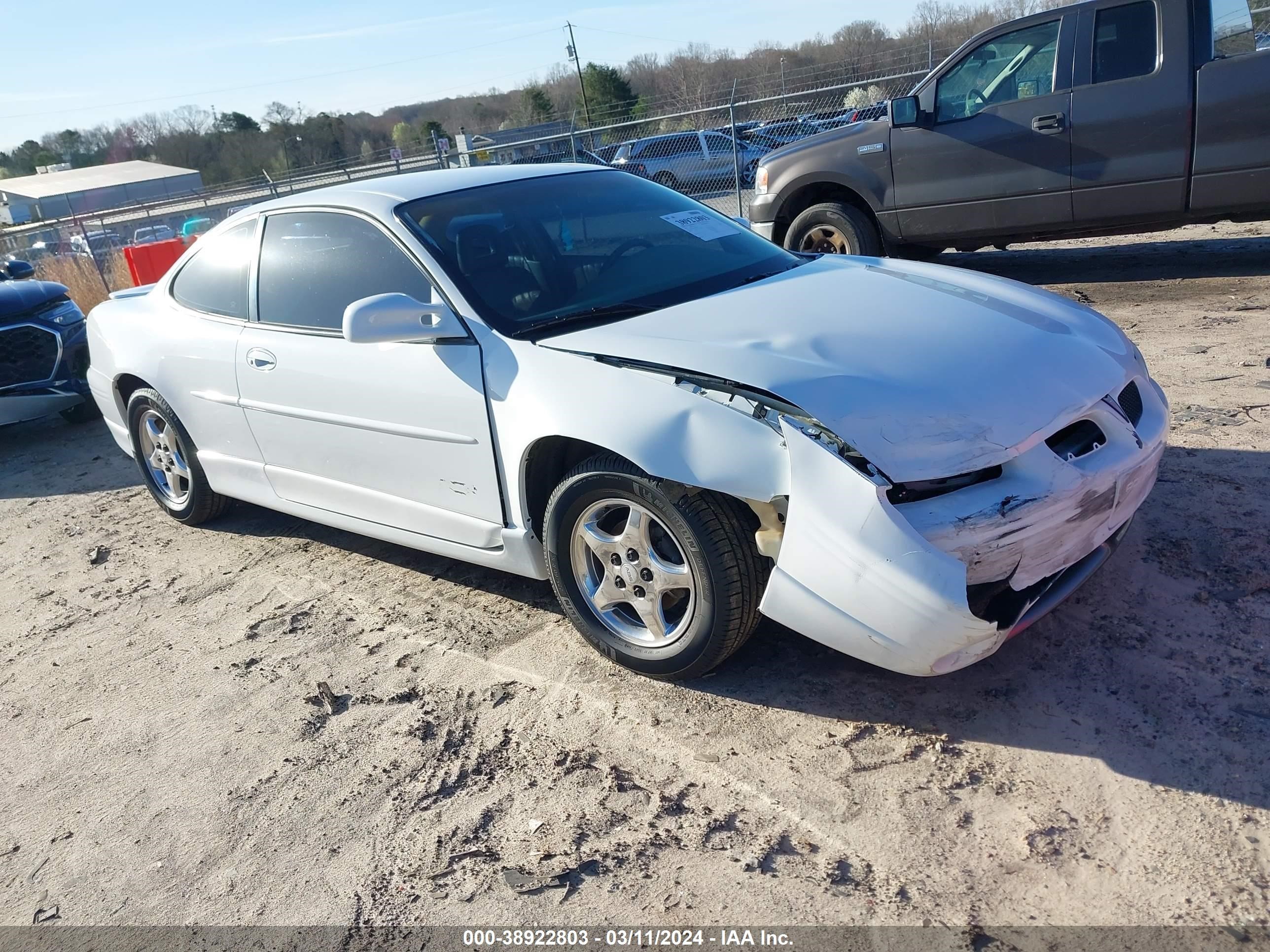 PONTIAC GRAND PRIX 1998 1g2wp1213wf266334