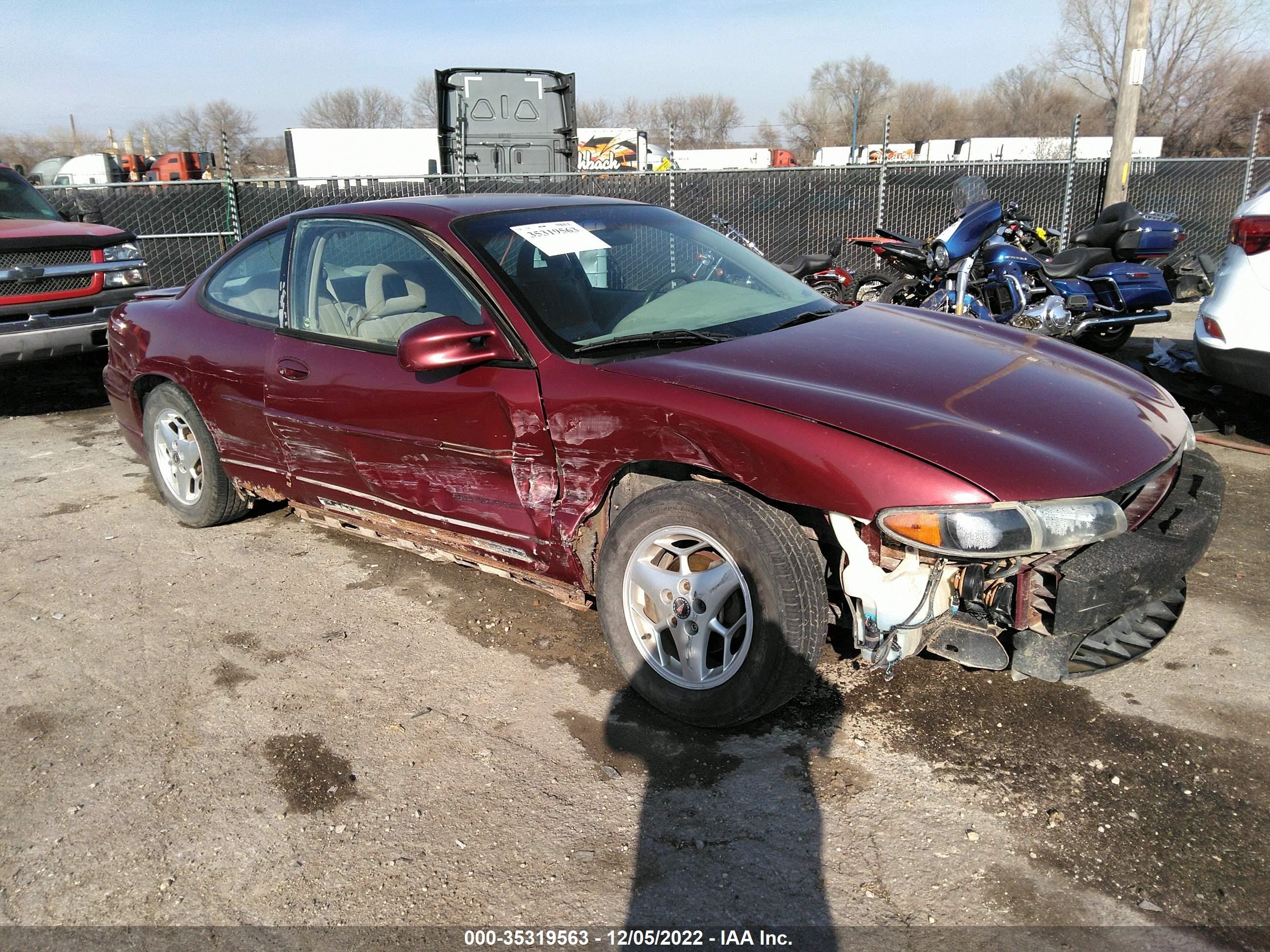 PONTIAC GRAND PRIX 2002 1g2wp12k02f131458