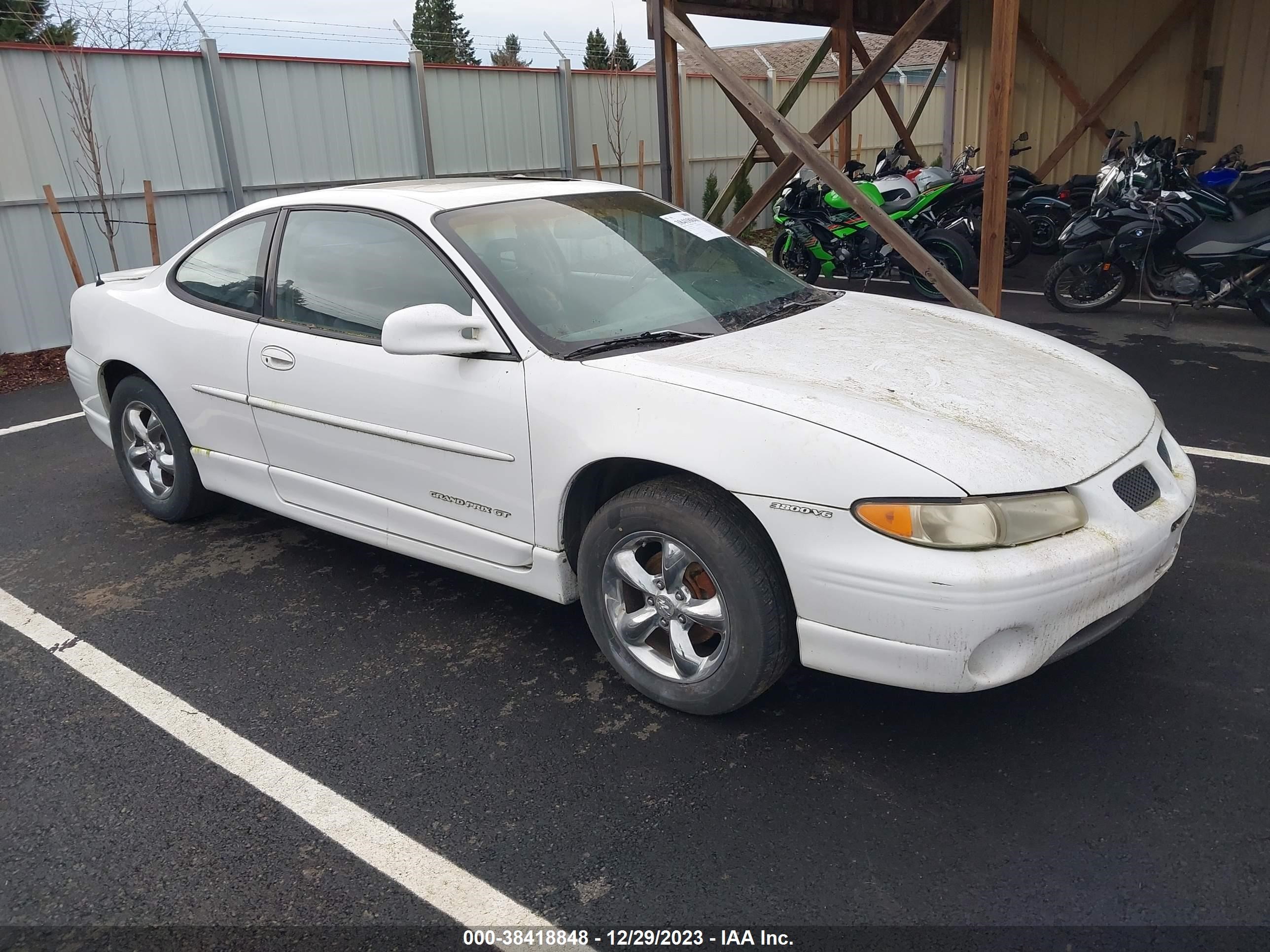 PONTIAC GRAND PRIX 1997 1g2wp12k0vf231953