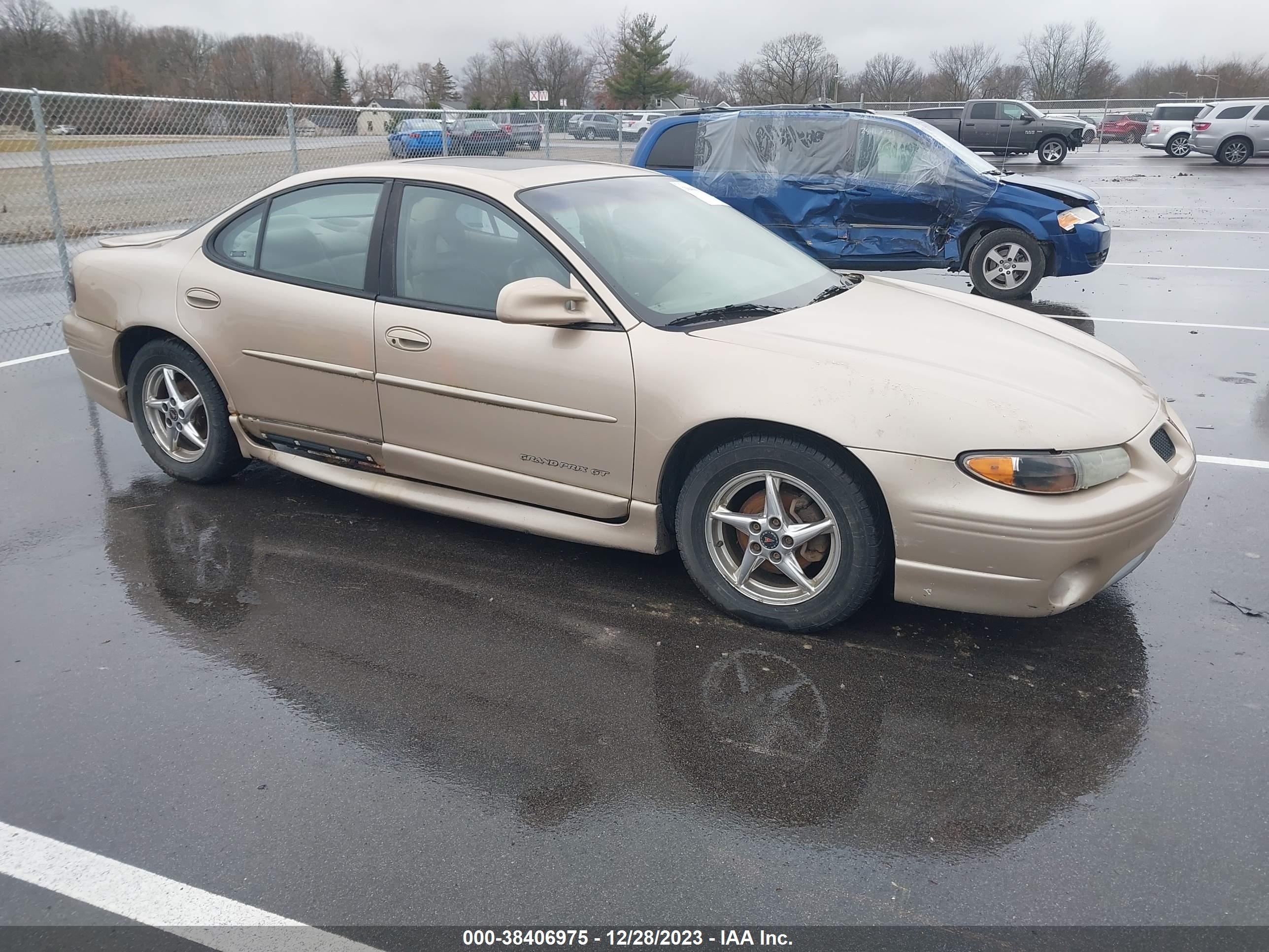 PONTIAC GRAND PRIX 2002 1g2wp52k02f178299