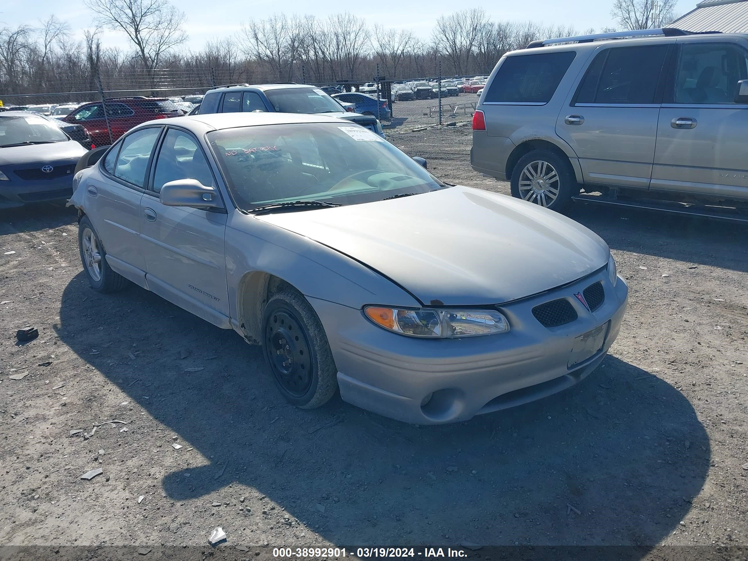 PONTIAC GRAND PRIX 2000 1g2wp52k2yf129212