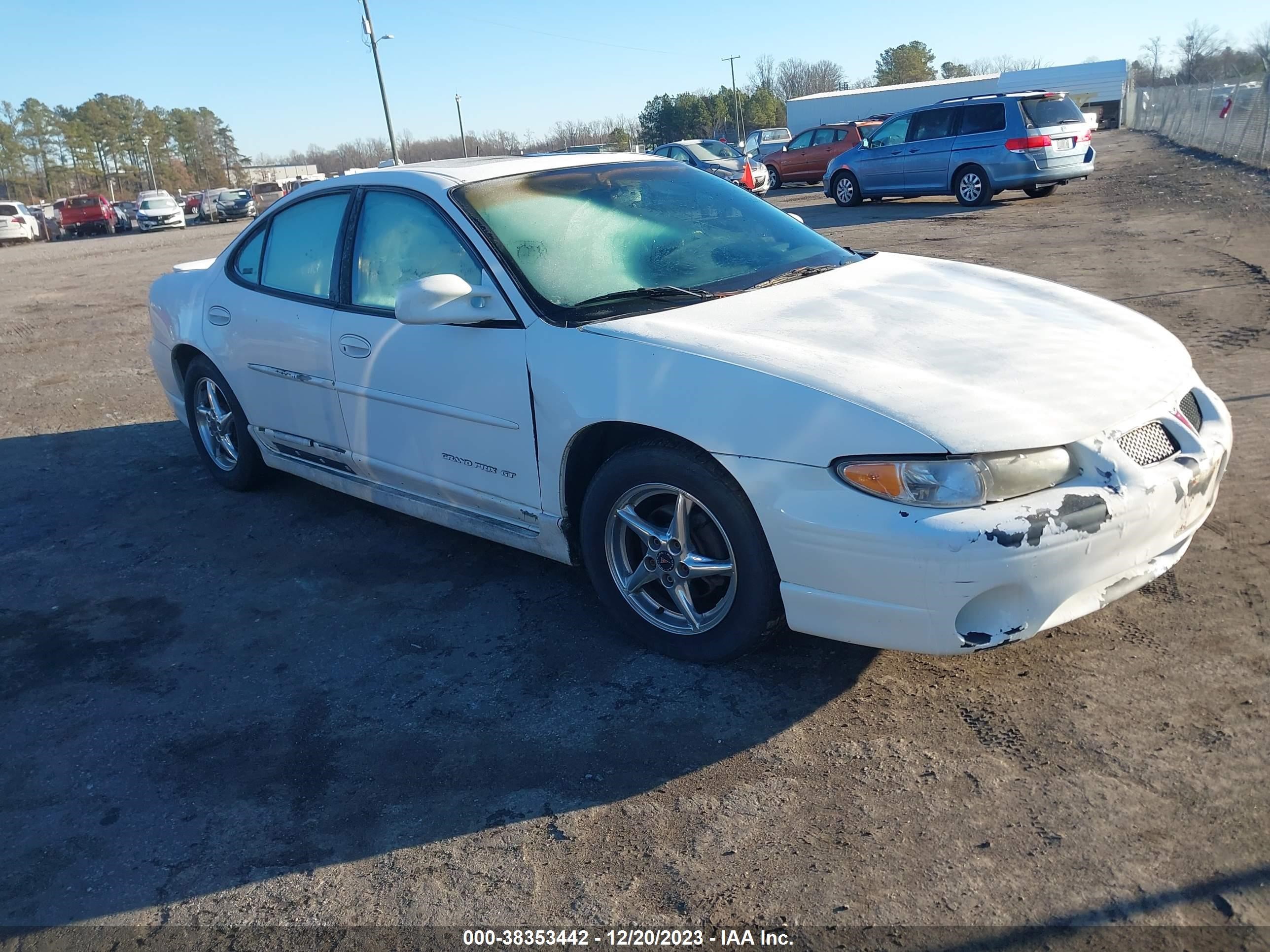 PONTIAC GRAND PRIX 2002 1g2wp52k32f198949