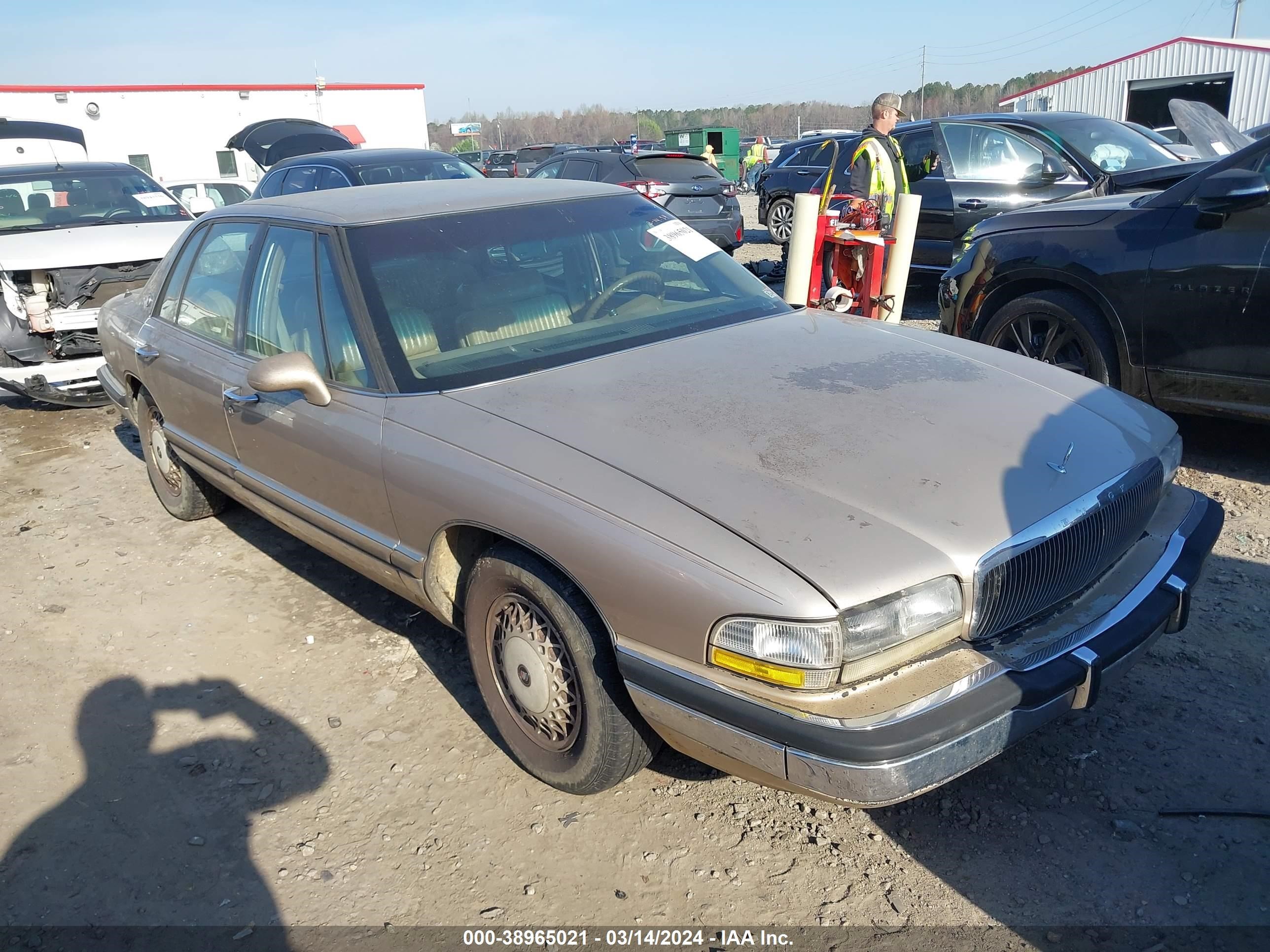 BUICK PARK AVENUE 1993 1g4cw53l0p1609345