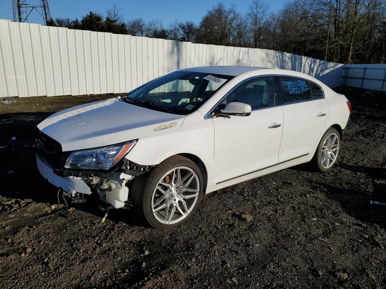 BUICK LACROSSE 2015 1g4gb5g31ff220979