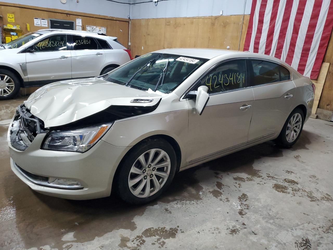 BUICK LACROSSE 2016 1g4gb5g35gf119347