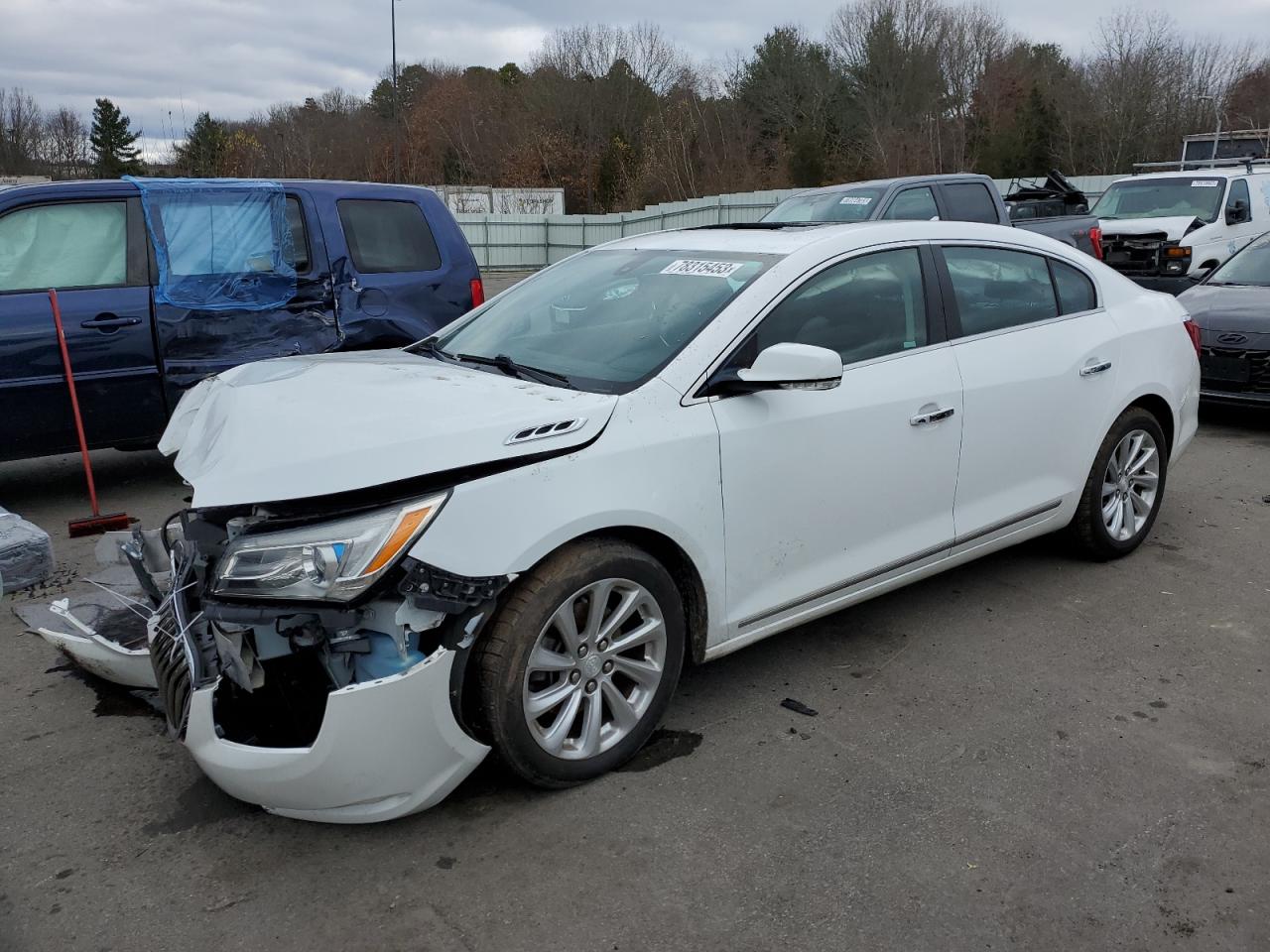 BUICK LACROSSE 2014 1g4gb5g38ef100482