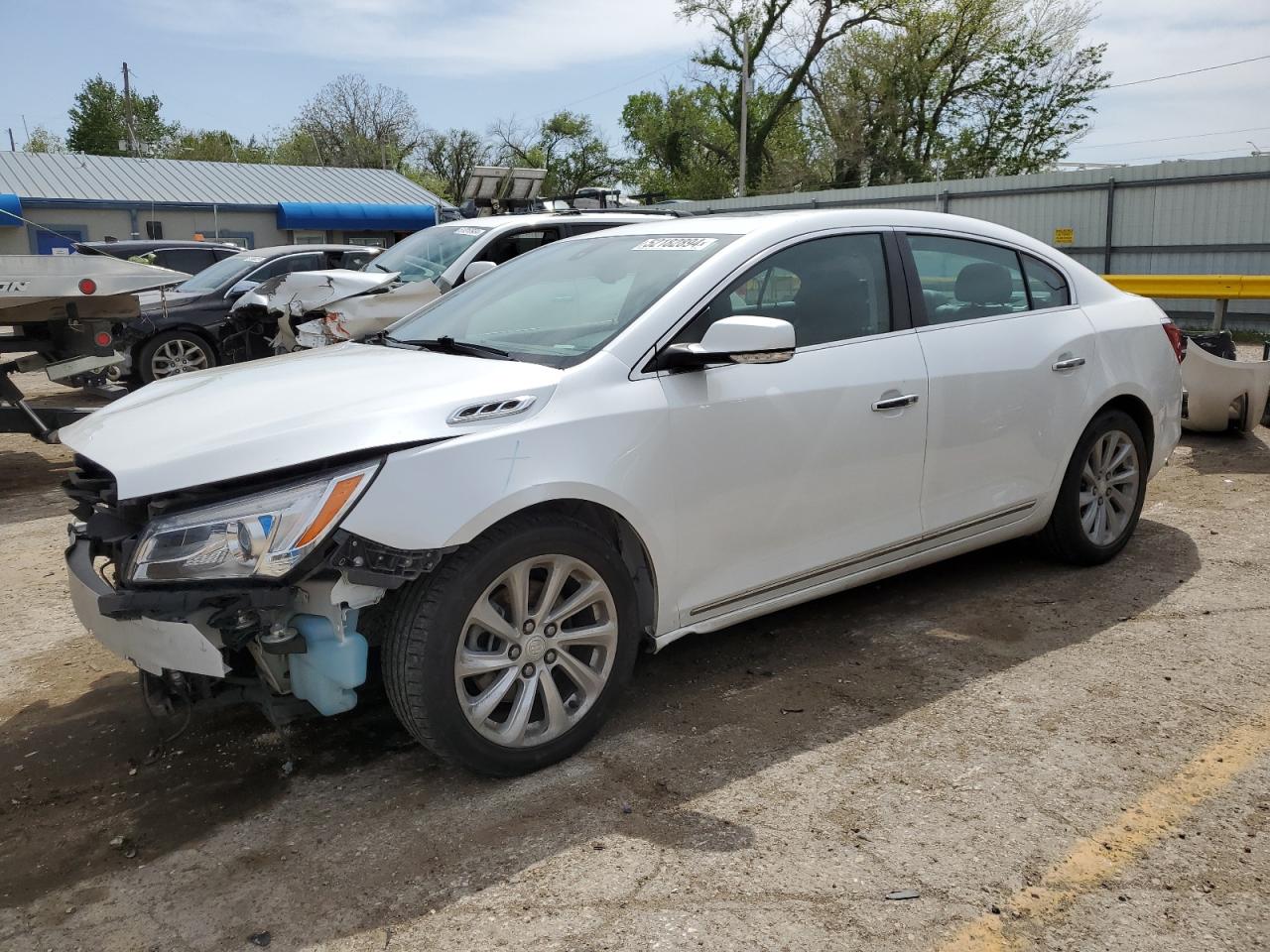 BUICK LACROSSE 2016 1g4gb5g3xgf233876