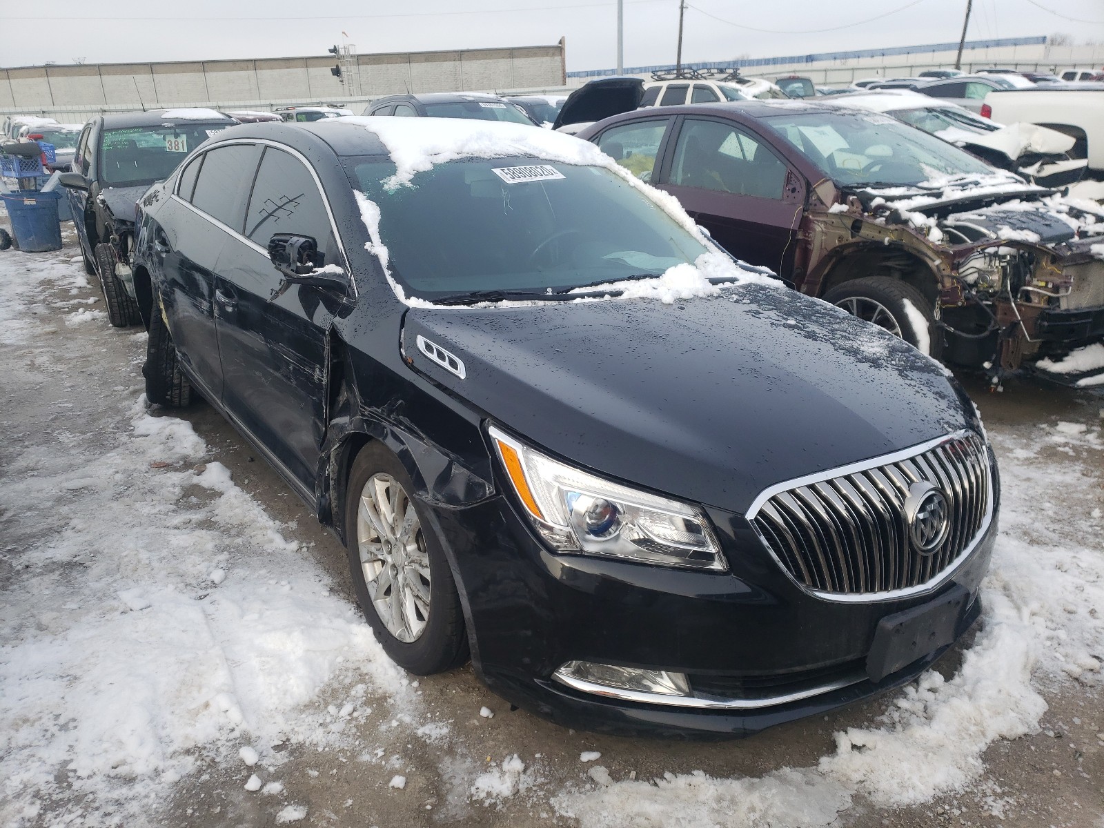 BUICK LACROSSE 2015 1g4gb5gr4ff211021