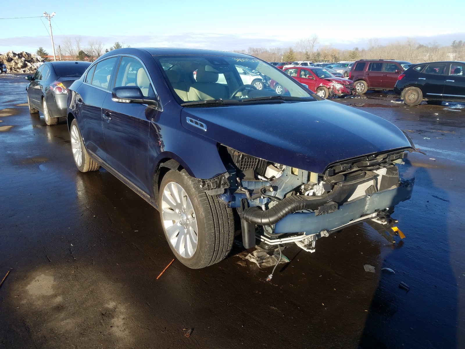 BUICK LACROSSE 2016 1g4gc5g32gf273852