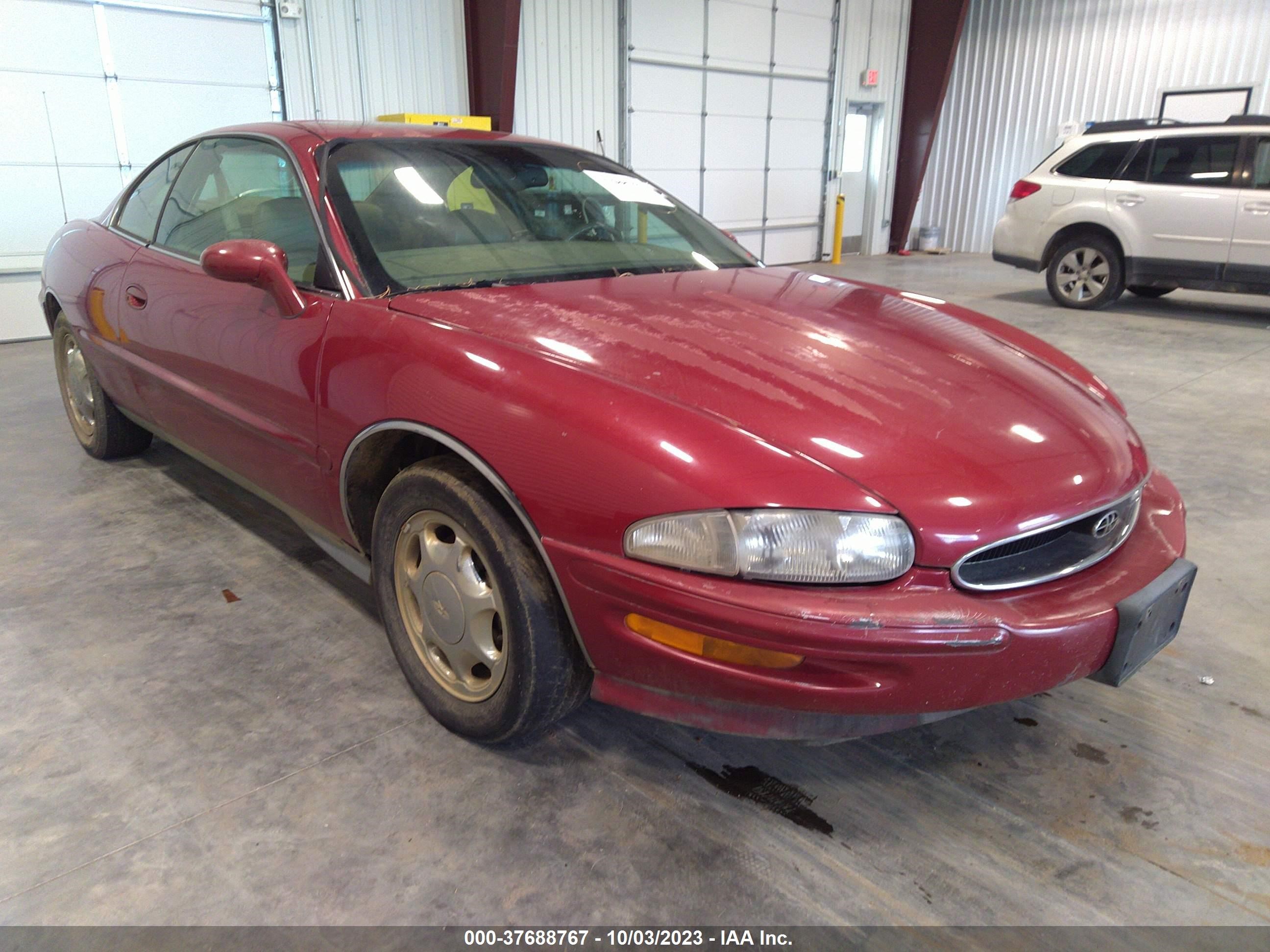 BUICK RIVIERA 1998 1g4gd2218w4700575