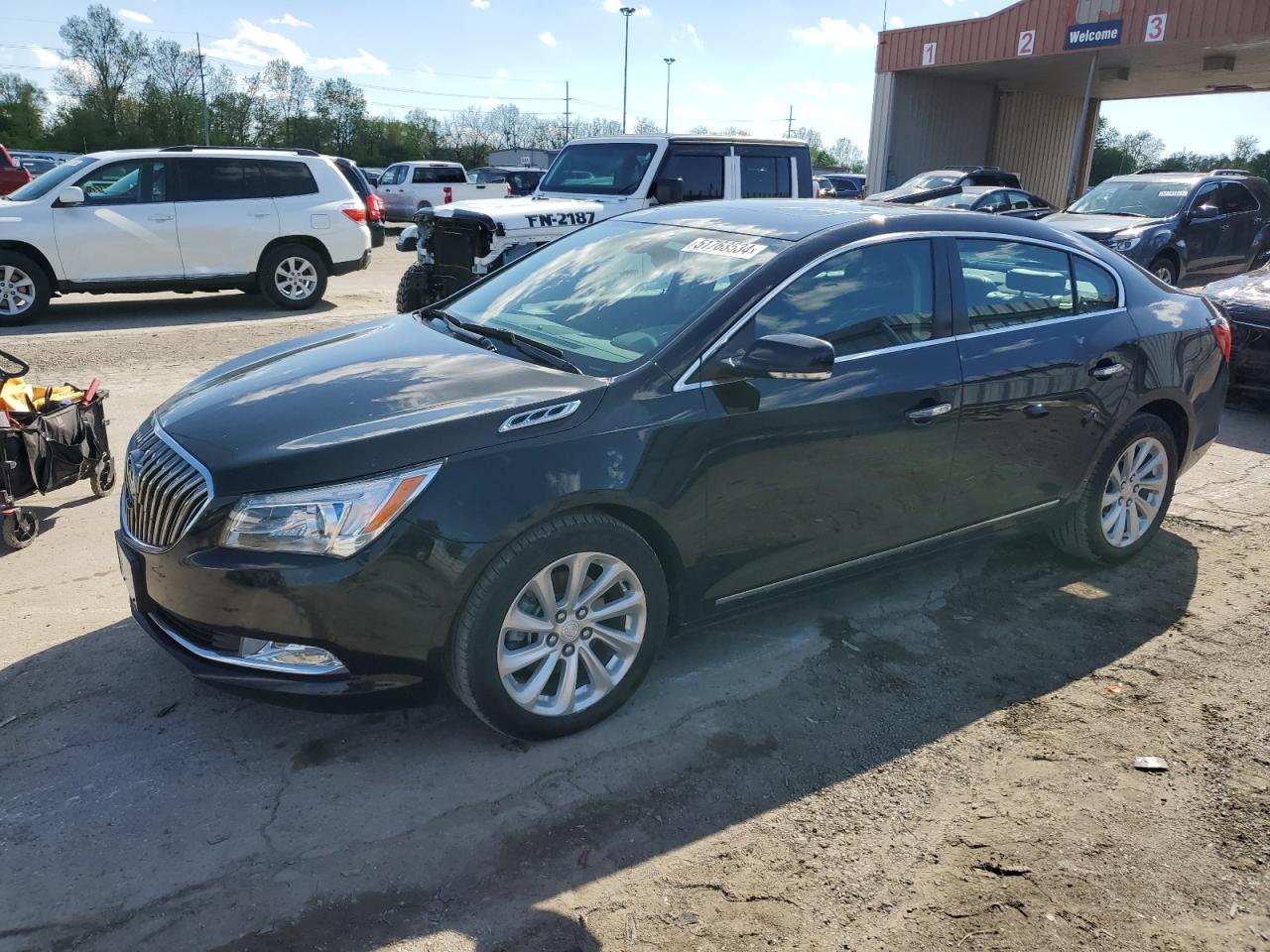 BUICK LACROSSE 2016 1g4gd5g36gf145000