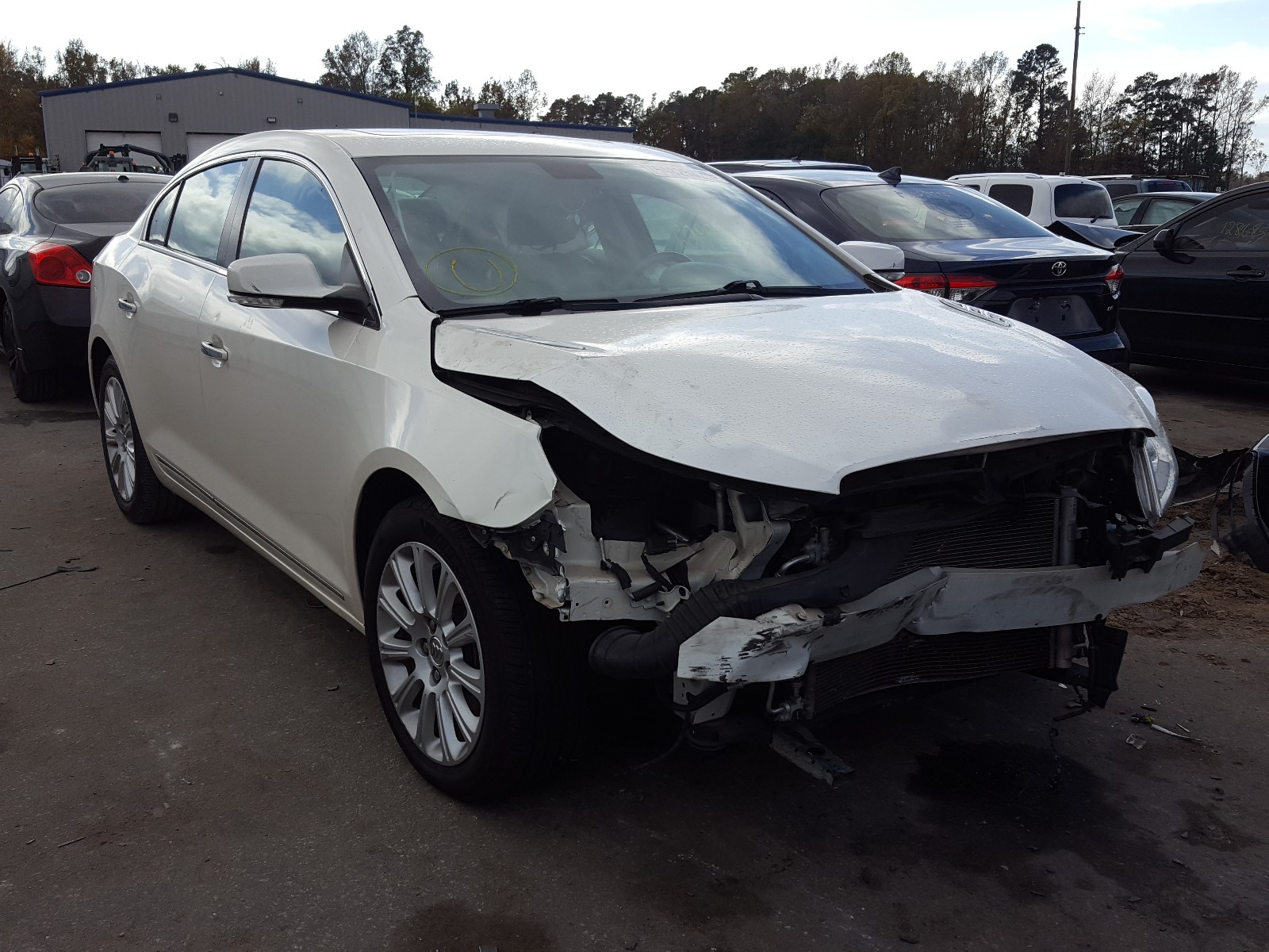 BUICK LACROSSE P 2013 1g4gf5e38df276339