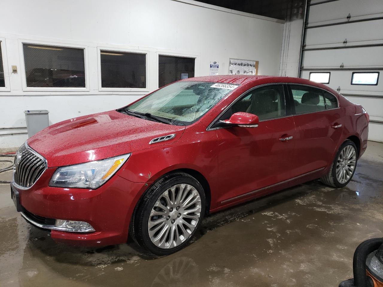 BUICK LACROSSE 2014 1g4gf5g38ef192939