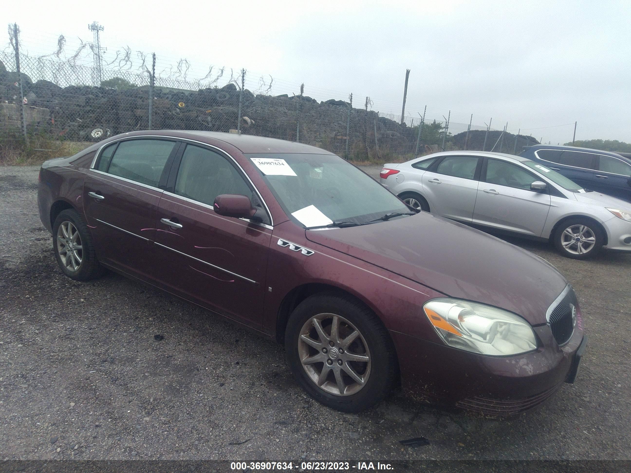 BUICK LUCERNE 2007 1g4hd57227u150315