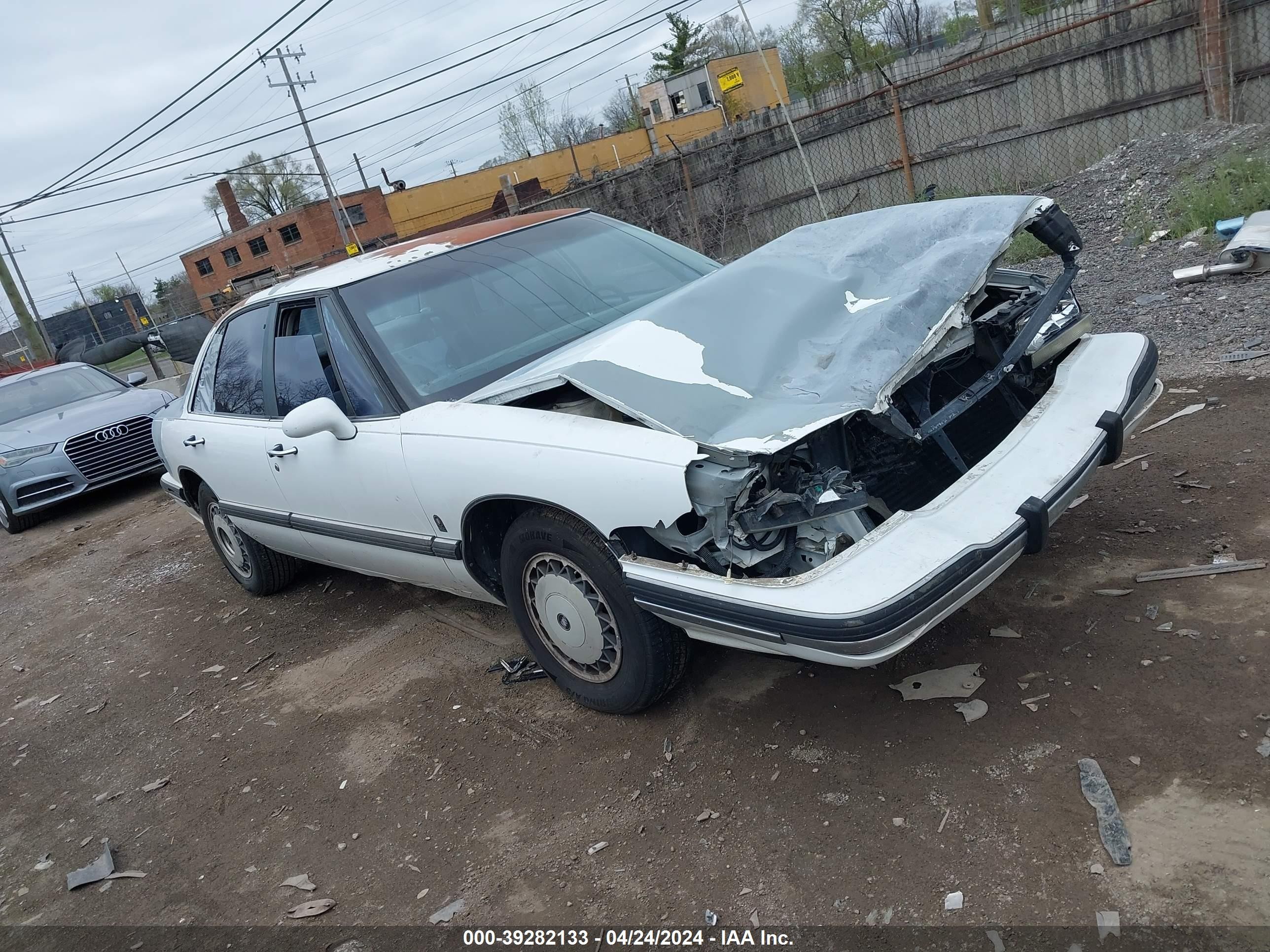 BUICK LESABRE 1993 1g4hp53l5ph531333