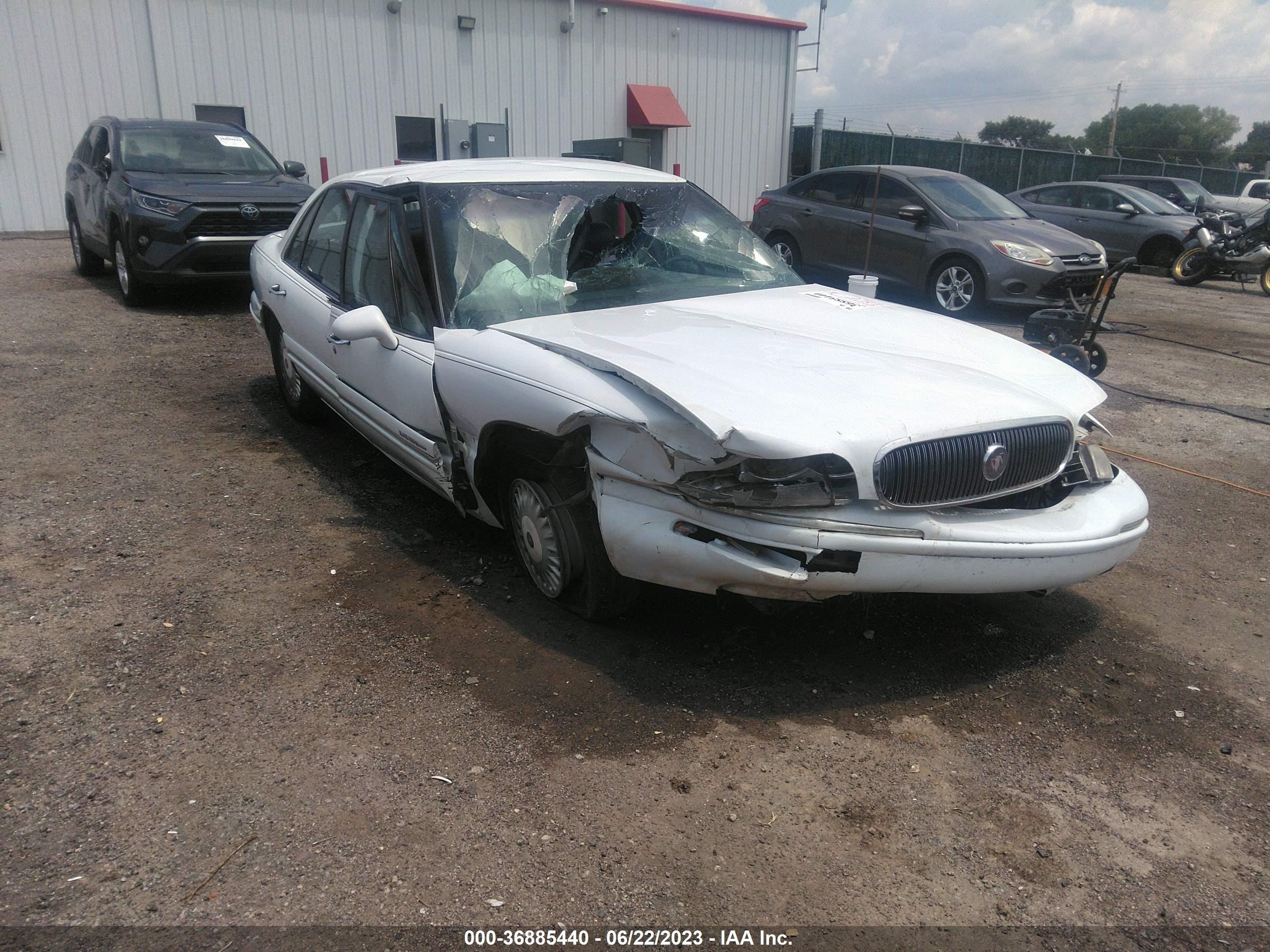 BUICK LESABRE 1999 1g4hr52k4xh427211