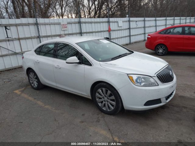 BUICK VERANO 2017 1g4p15sk8h4120586