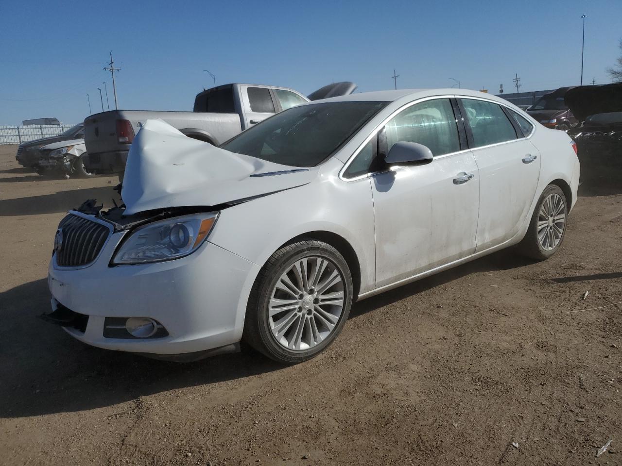 BUICK VERANO 2013 1g4pr5sk7d4170334