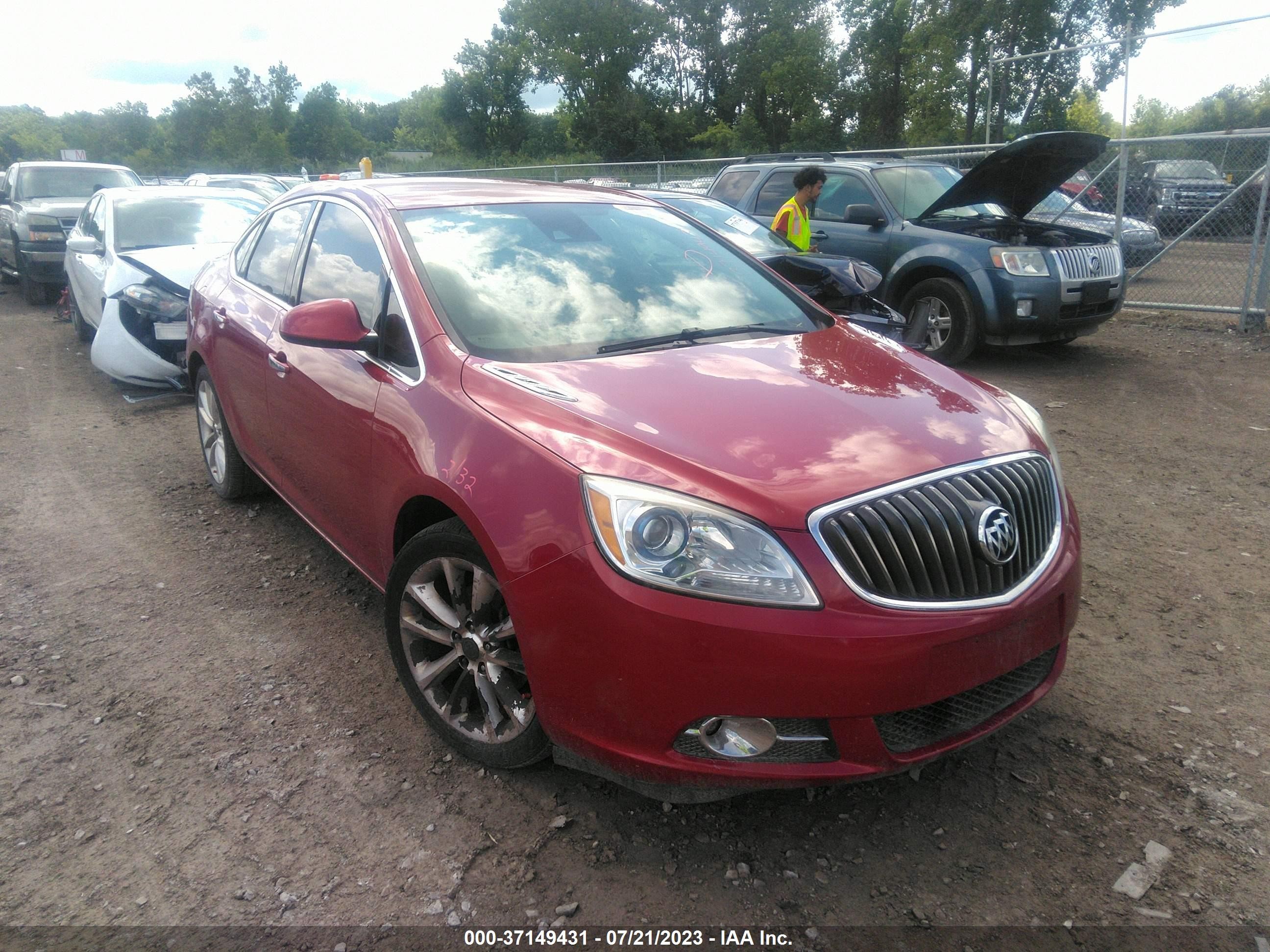 BUICK VERANO 2014 1g4pr5sk8e4217033