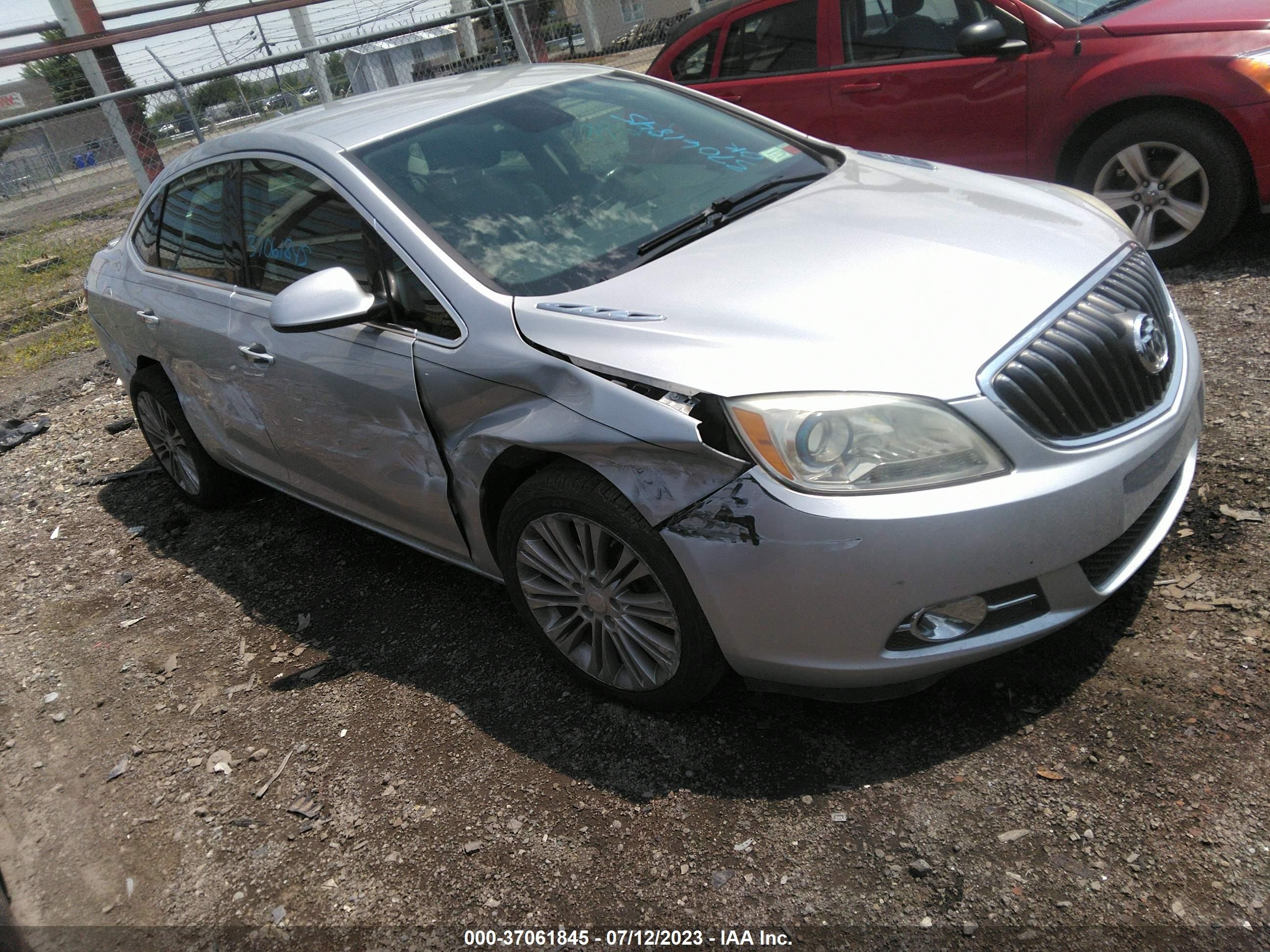 BUICK VERANO 2013 1g4ps5sk1d4241466