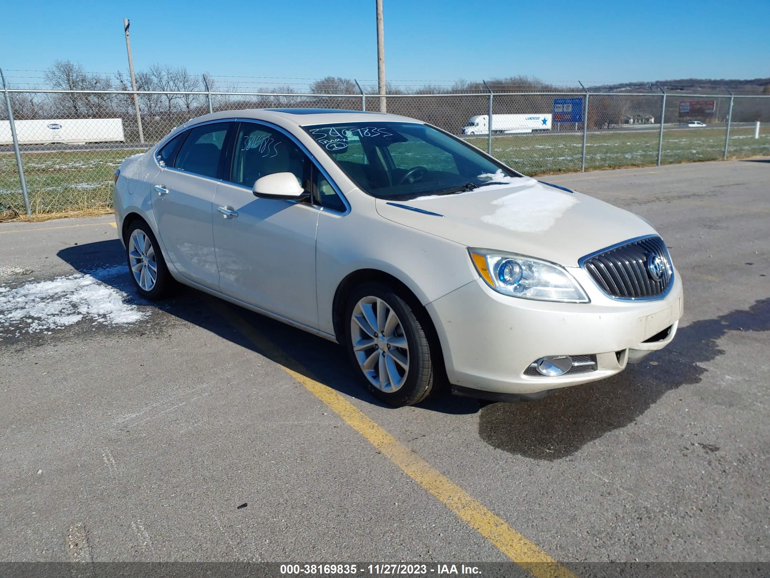 BUICK VERANO 2014 1g4ps5sk2e4217307