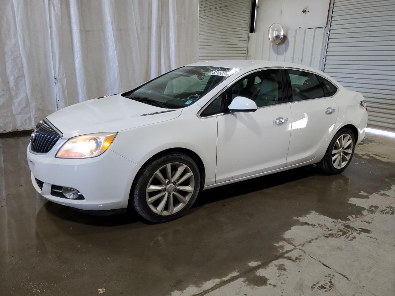 BUICK VERANO 2014 1g4ps5sk5e4133000