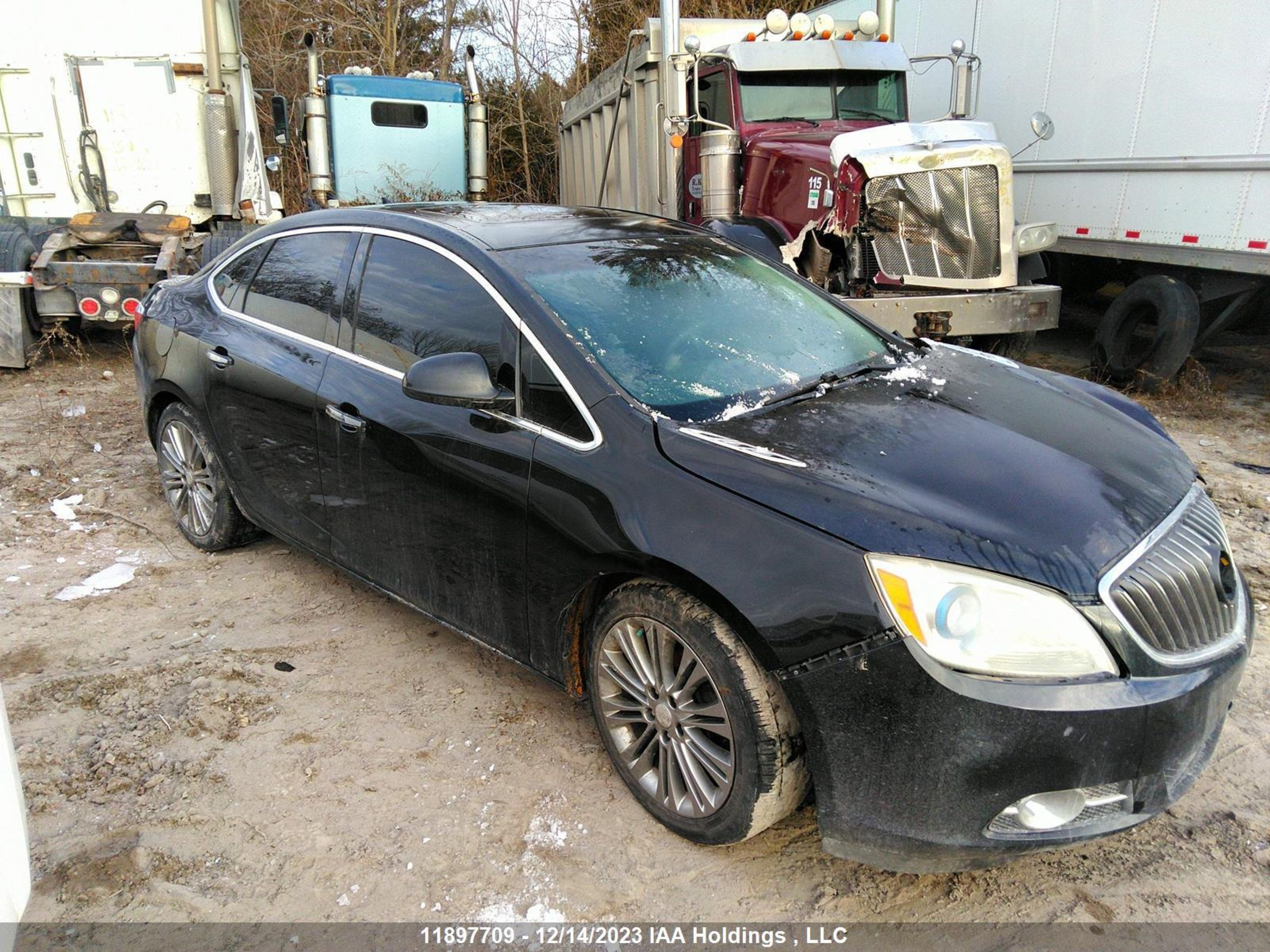 BUICK VERANO 2013 1g4pt5sv2d4158684