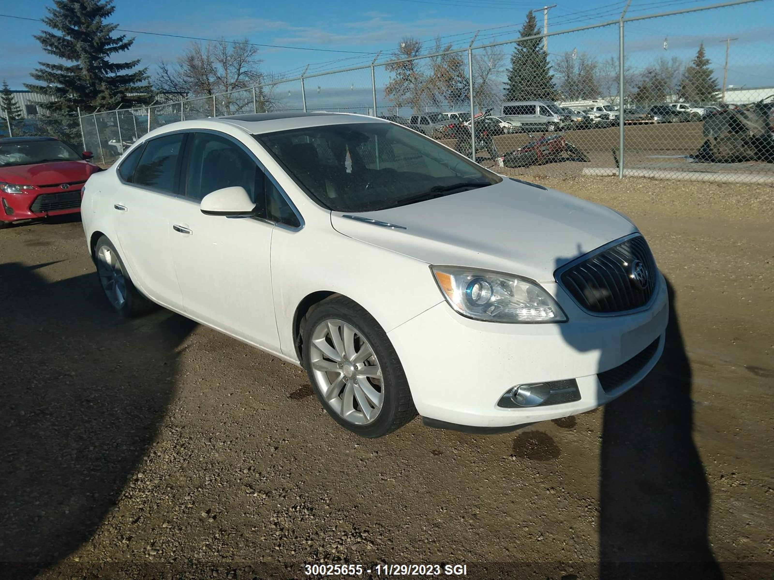 BUICK VERANO 2013 1g4pt5svxd4218856