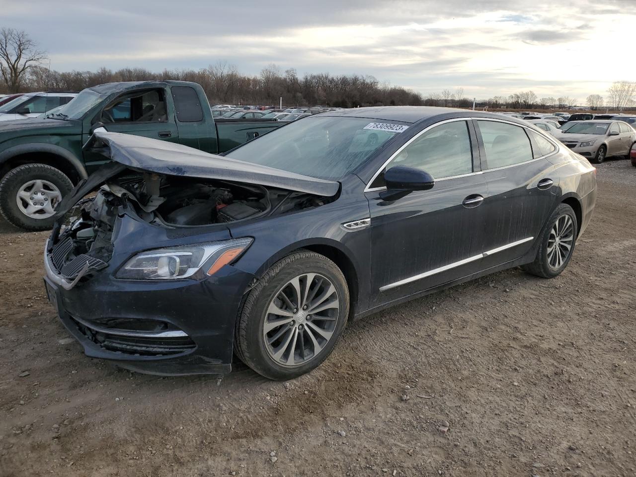 BUICK LACROSSE 2017 1g4zn5ss0hu137346