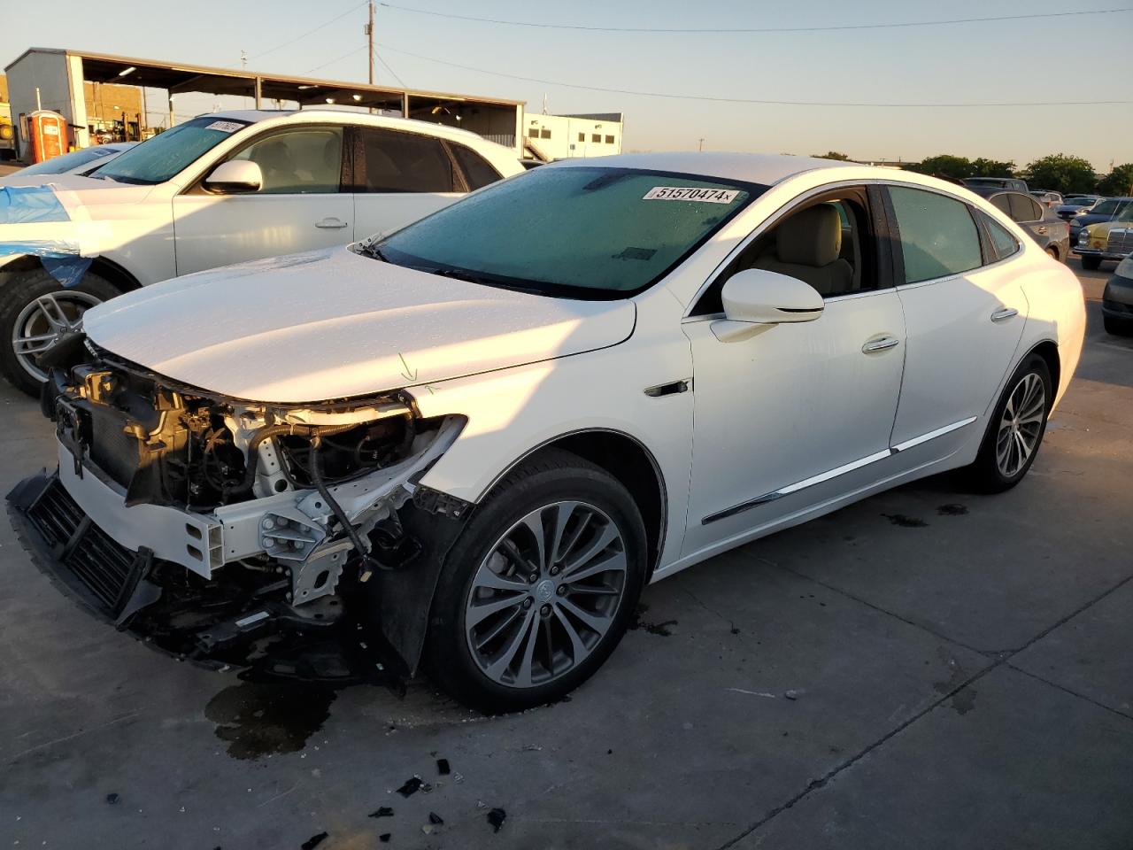 BUICK LACROSSE 2017 1g4zn5ss3hu136224