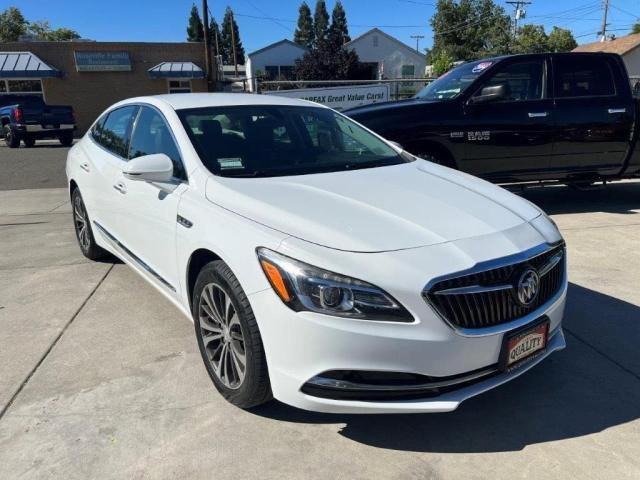 BUICK LACROSSE E 2017 1g4zp5ss0hu211763