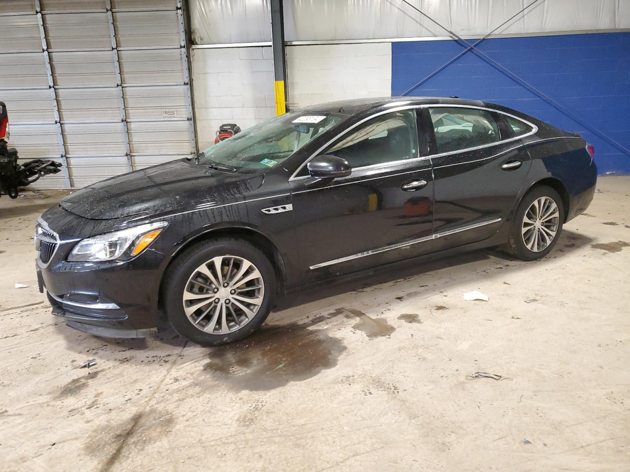 BUICK LACROSSE 2018 1g4zp5ss5ju143921