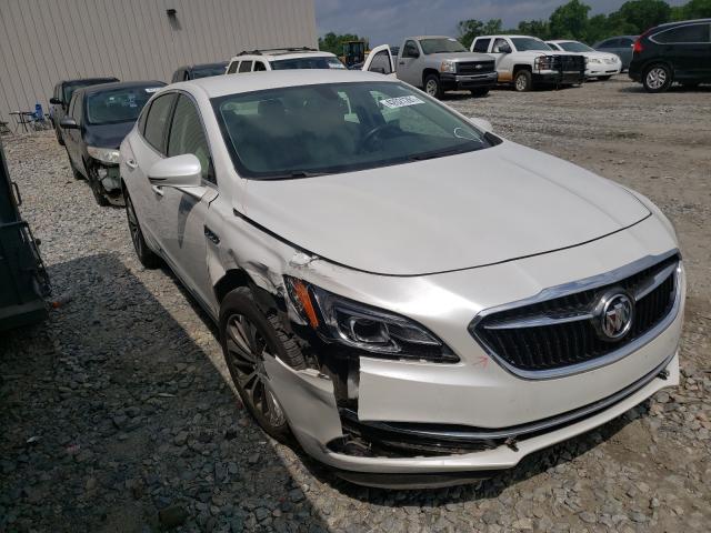 BUICK LACROSSE E 2017 1g4zp5ss9hu123195