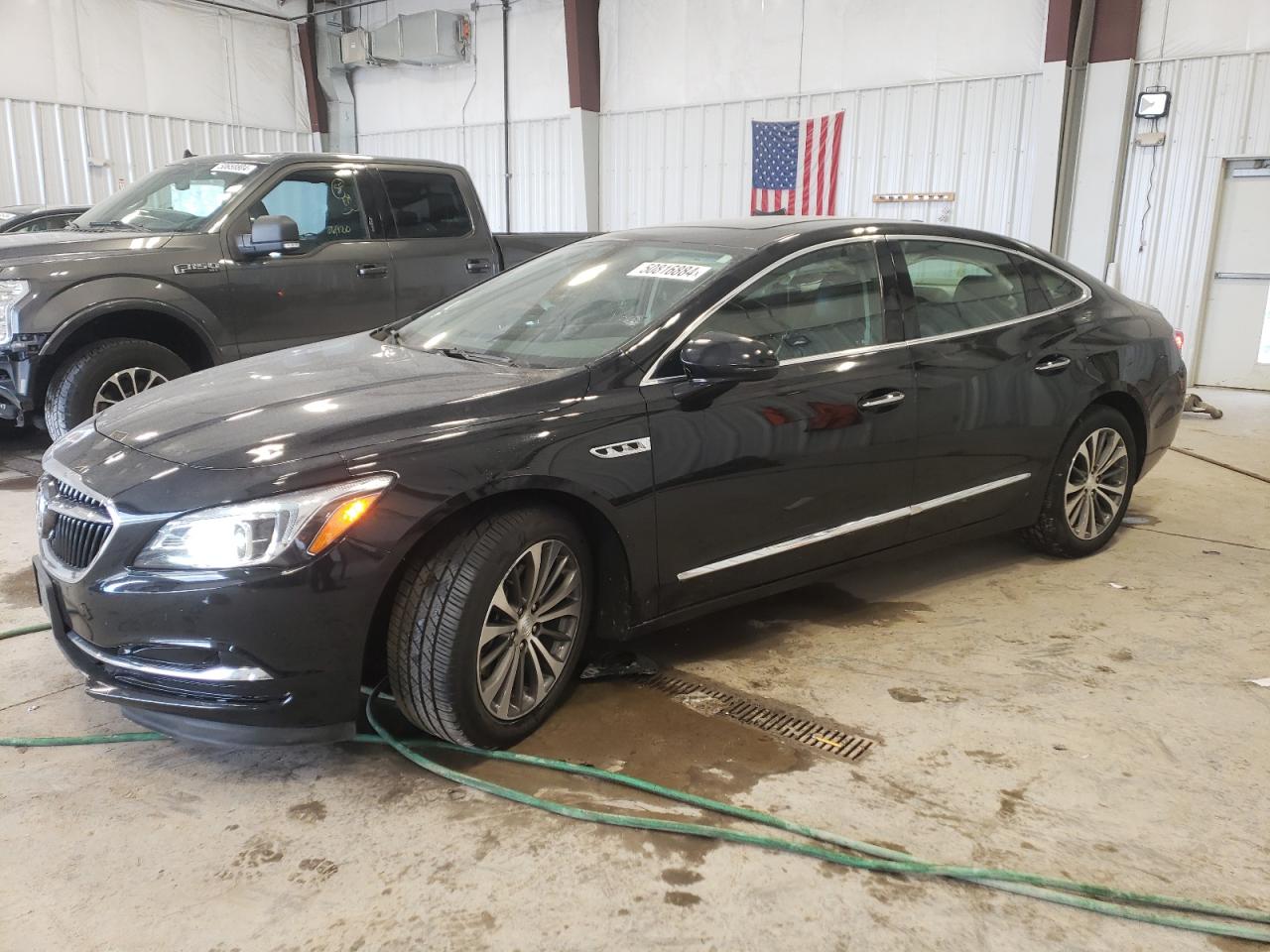 BUICK LACROSSE 2018 1g4zp5ss9ju148295