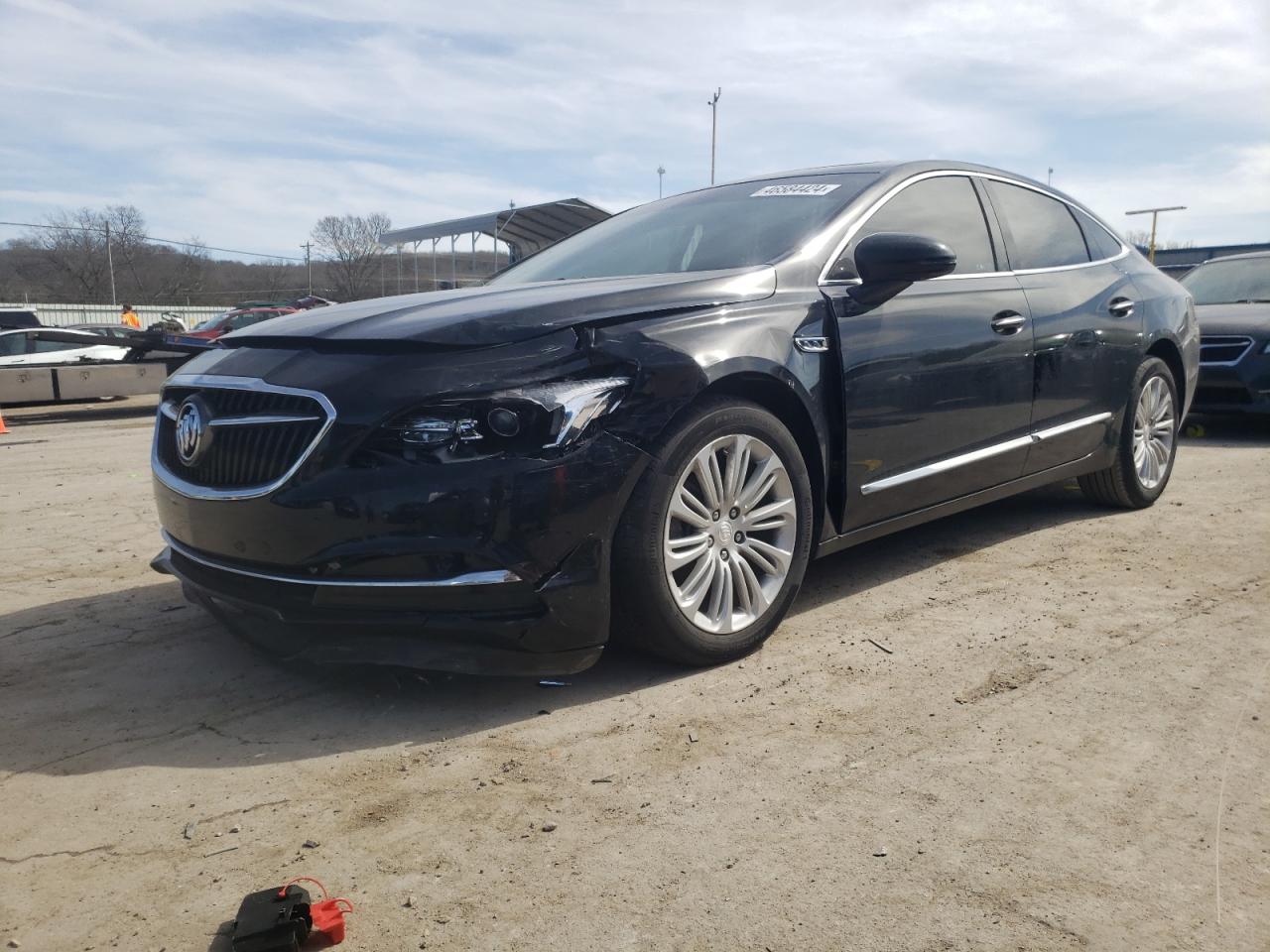 BUICK LACROSSE 2018 1g4zp5sz4ju112706