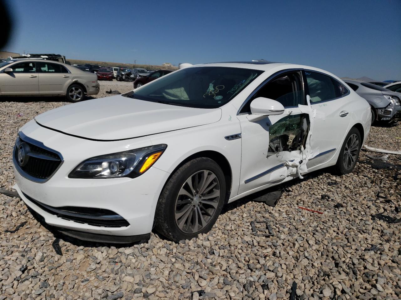 BUICK LACROSSE 2018 1g4zr5ss0ju130021