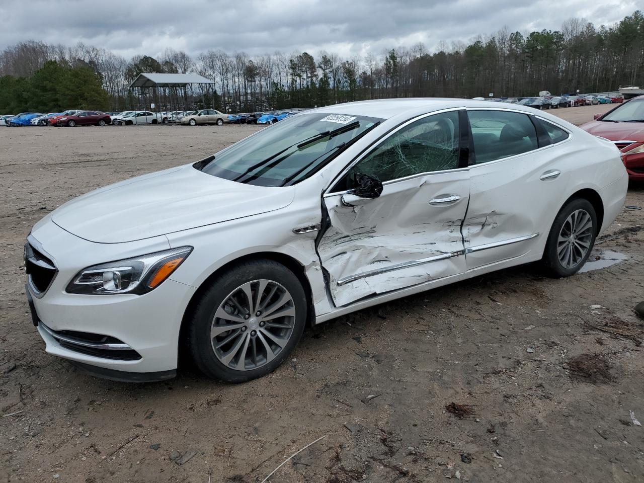 BUICK LACROSSE 2018 1g4zr5ss4ju107051