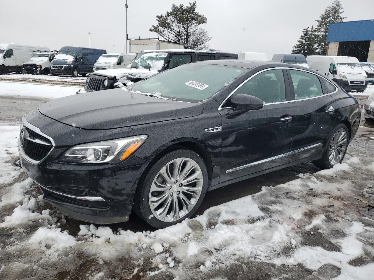 BUICK LACROSSE 2018 1g4zr5ss9ju112911