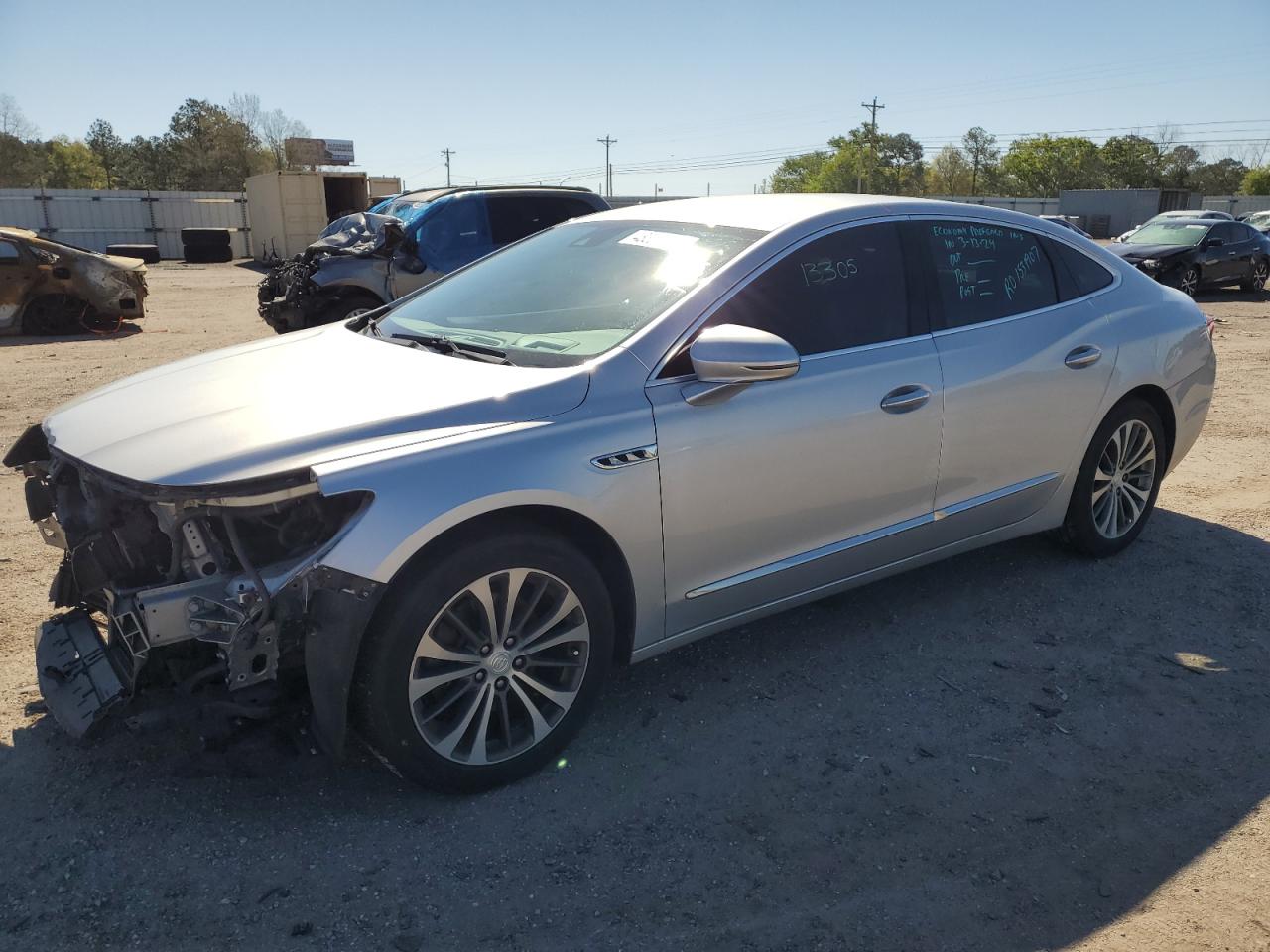 BUICK LACROSSE 2018 1g4zr5ssxju138384