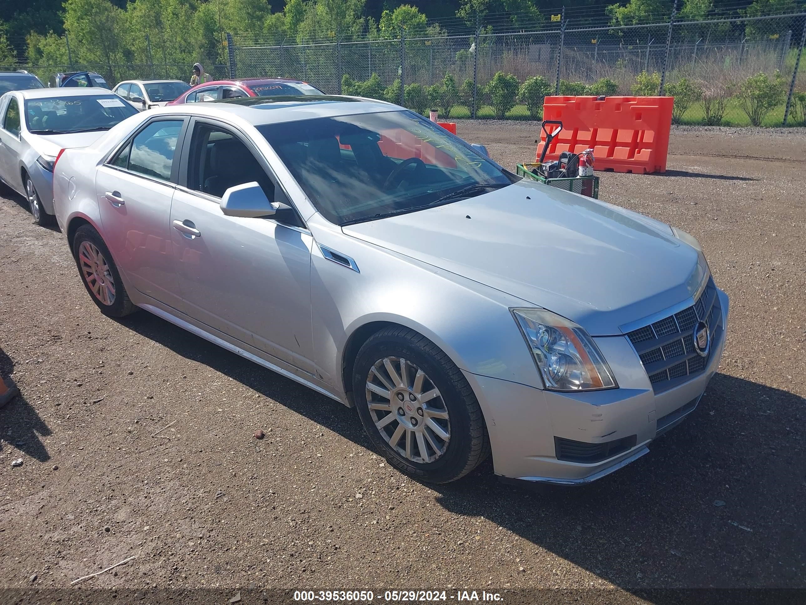 CADILLAC CTS 2011 1g6dg5ey7b0162786