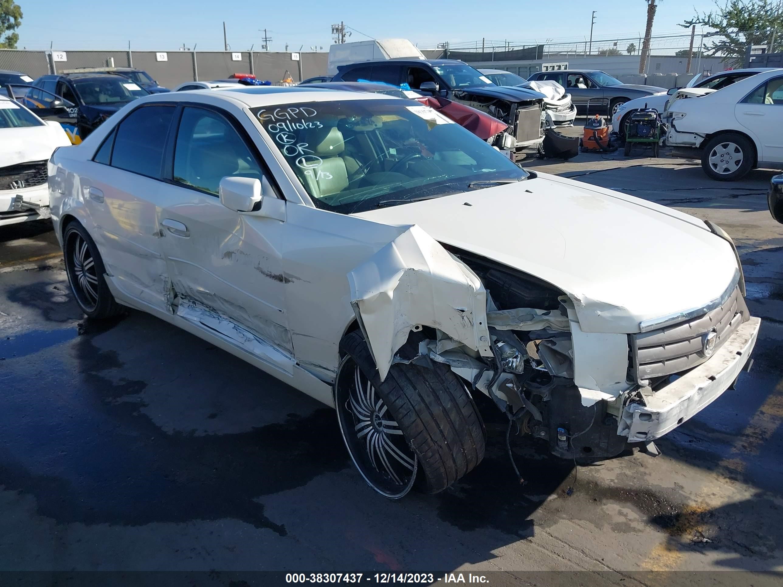 CADILLAC CTS 2004 1g6dm577240143322