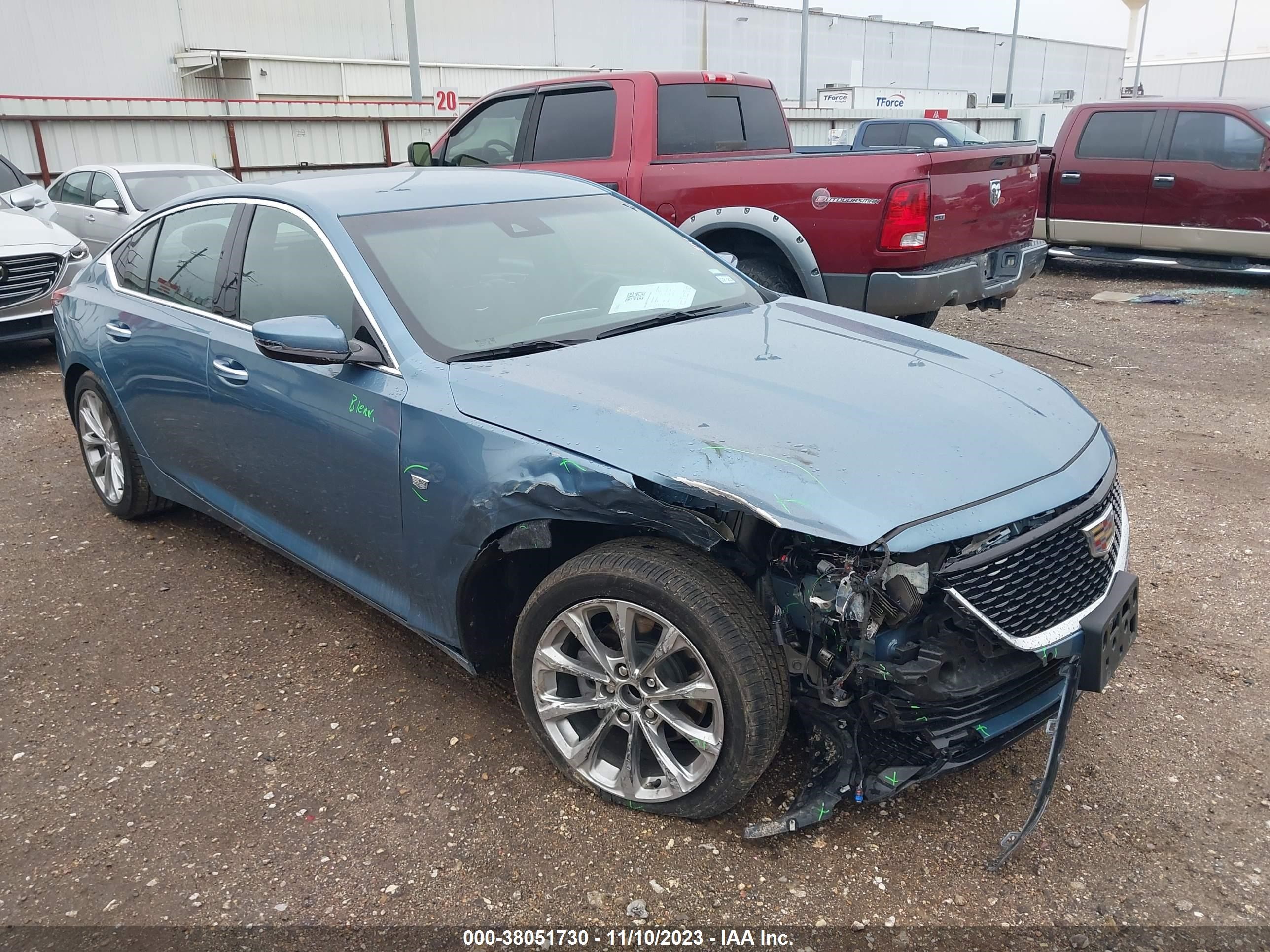 CADILLAC CT5 2023 1g6dn5rk0p0137330