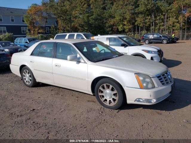 CADILLAC DTS 2010 1g6ka5ey4au126487