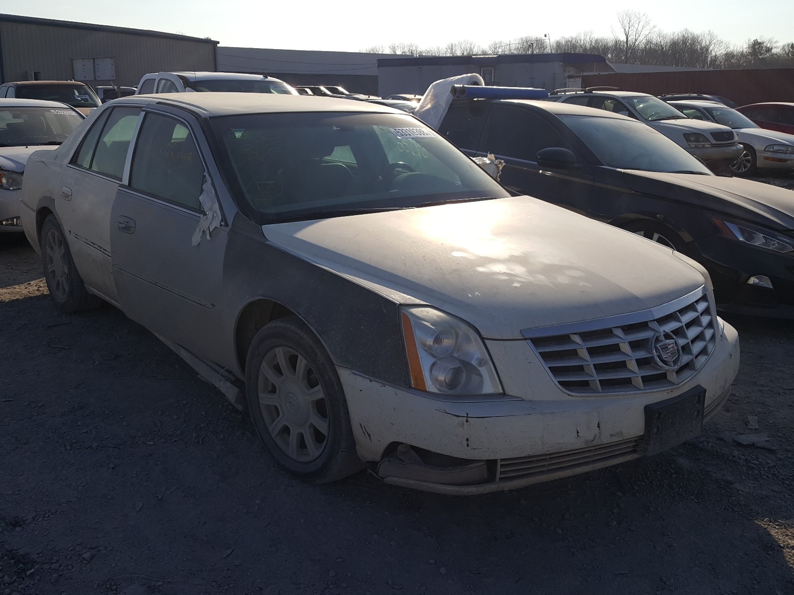 CADILLAC DTS 2010 1g6ka5ey8au128257